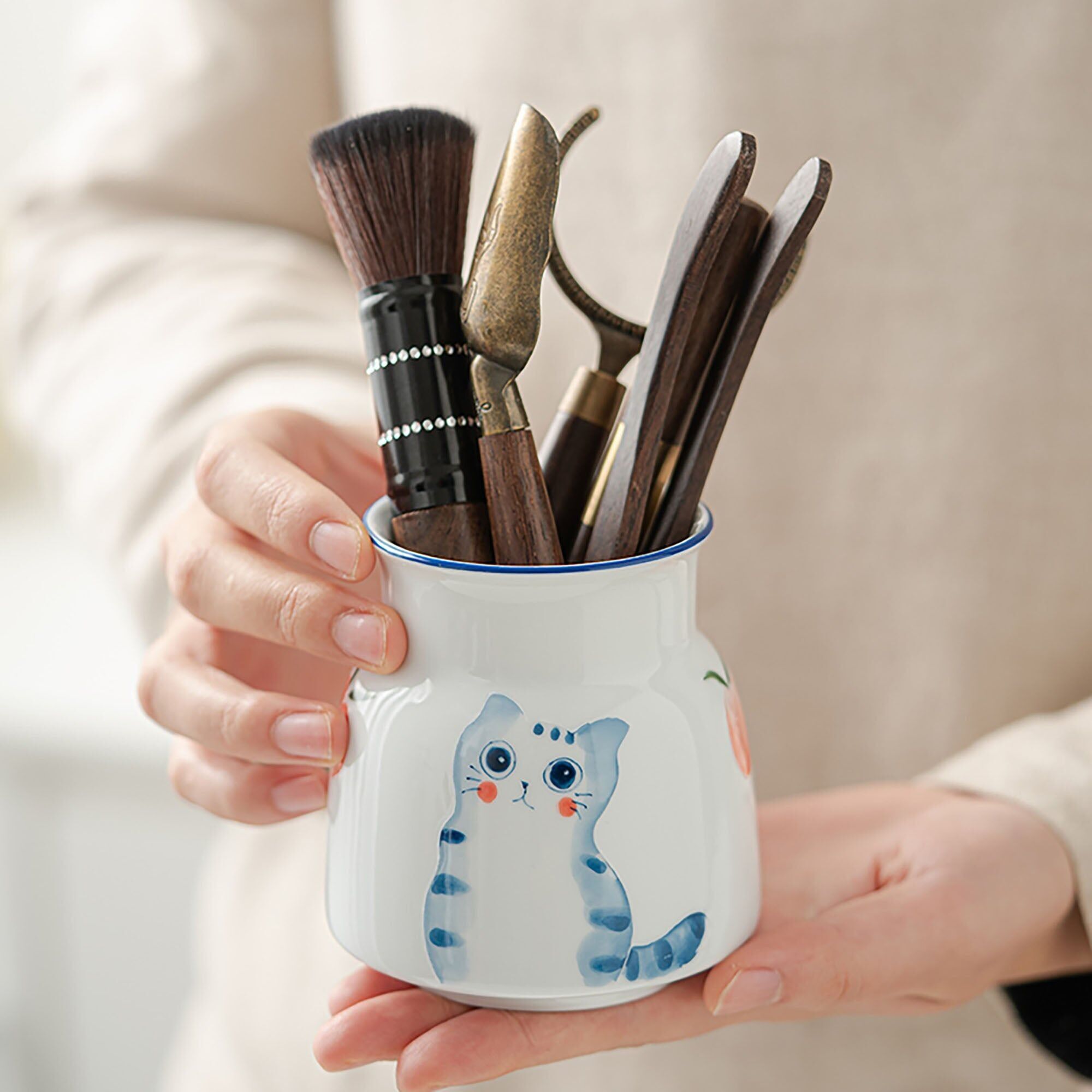 Barile per accessori da tè in porcellana bianca realizzato a Jingdezhen