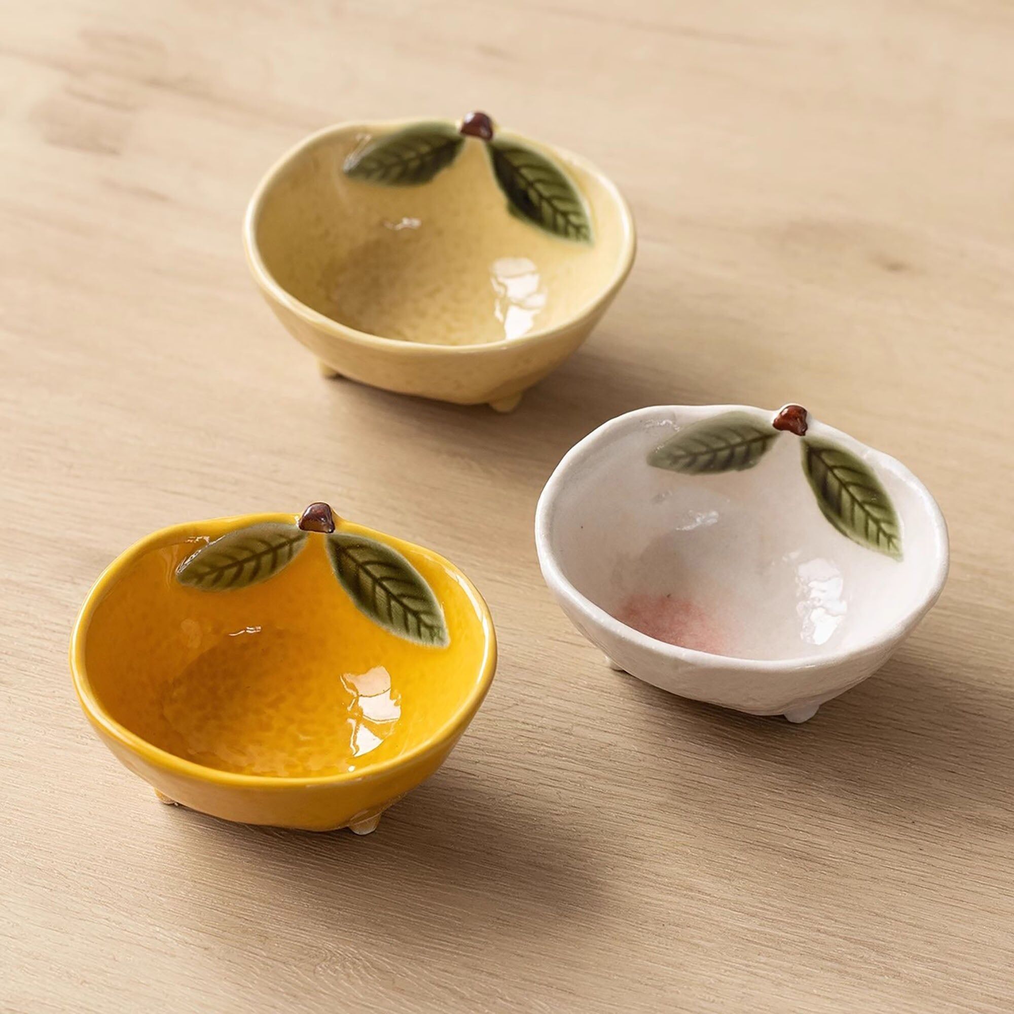 Piccola ciotola in ceramica Seto-yaki con design a forma di Yuzu