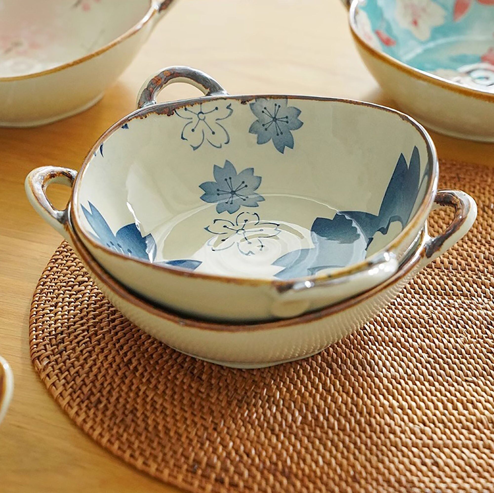 Ciotola in ceramica a due manici in stile retrò giapponese