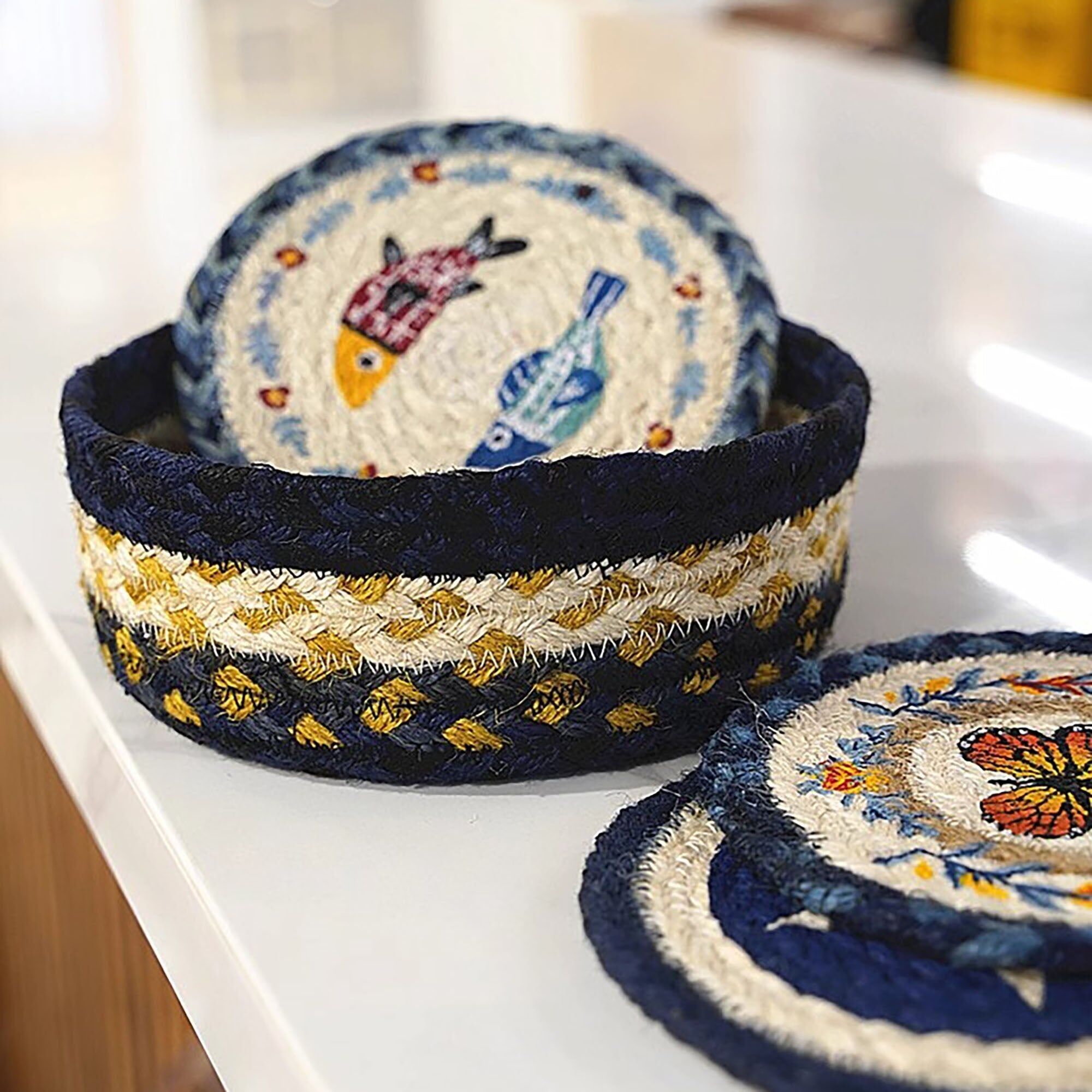 Cesto portaoggetti in iuta naturale intrecciata a mano