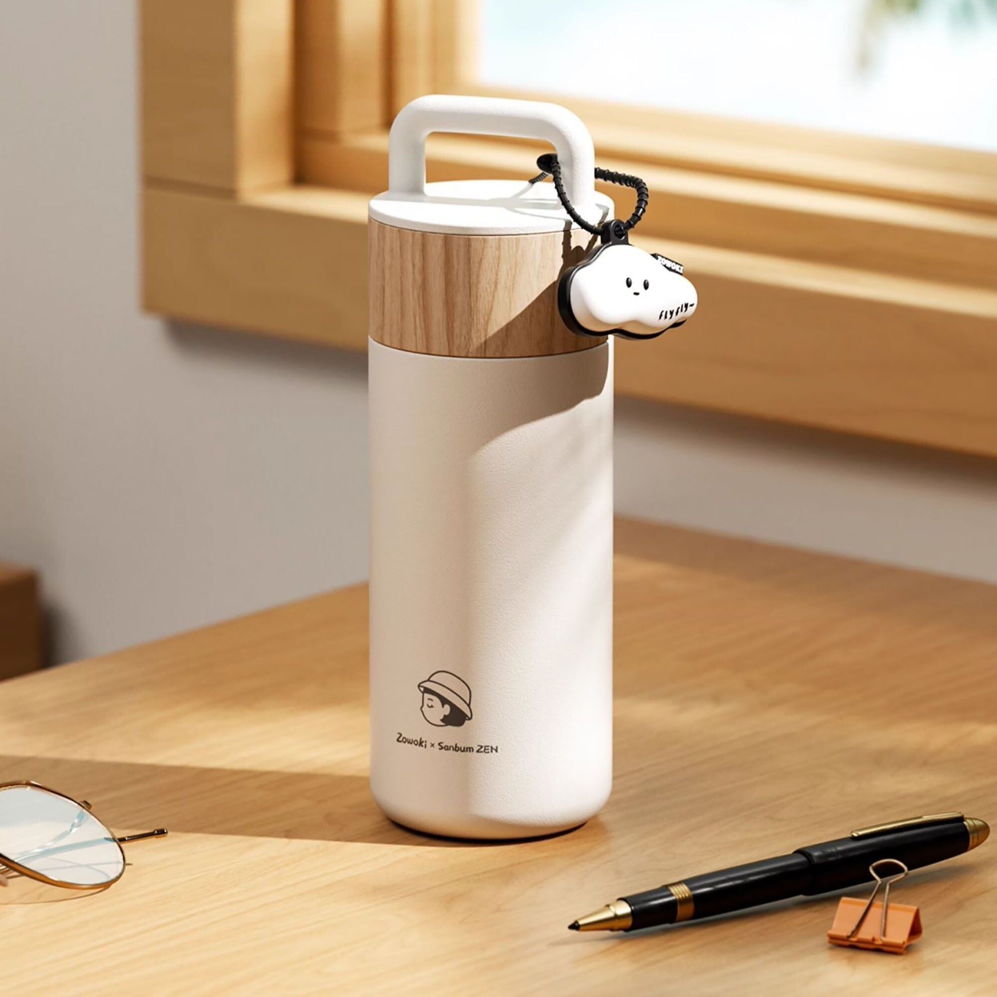 Botella de acero inoxidable con aislamiento para uso diario