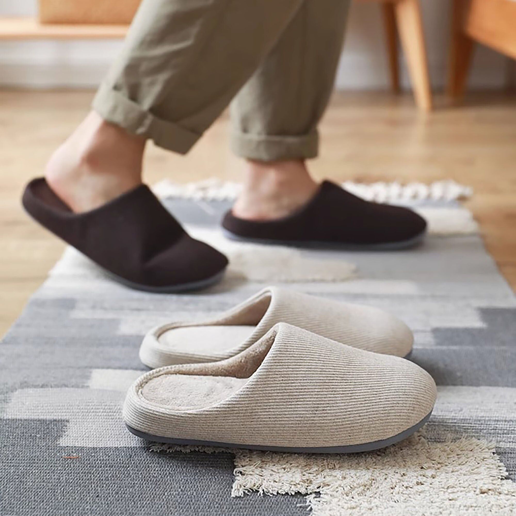 Hausschuhe aus Baumwolle und Wolle im japanischen Stil