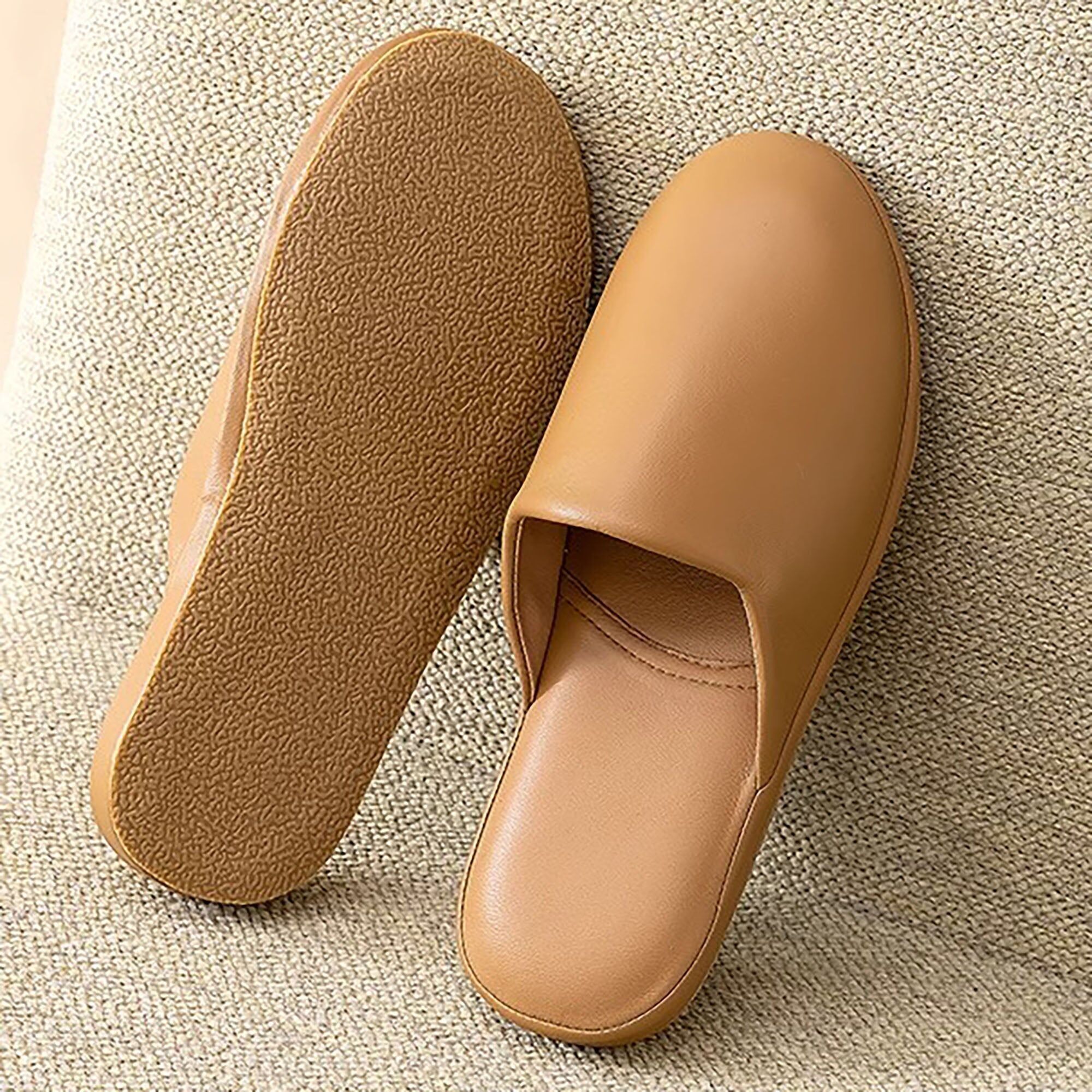 Hausschuhe aus Leder