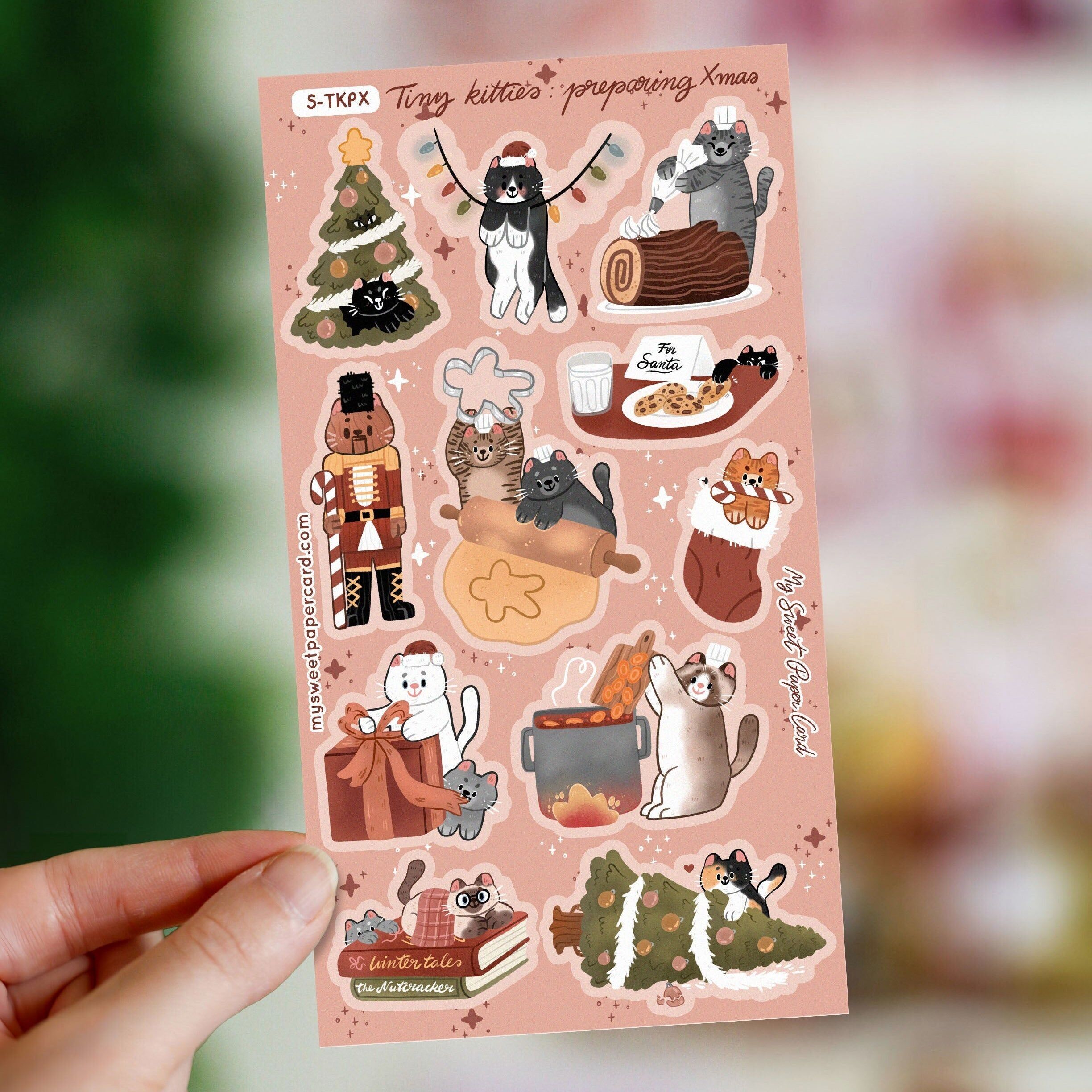 I gattini si preparano per Natale | Foglio di adesivi natalizi