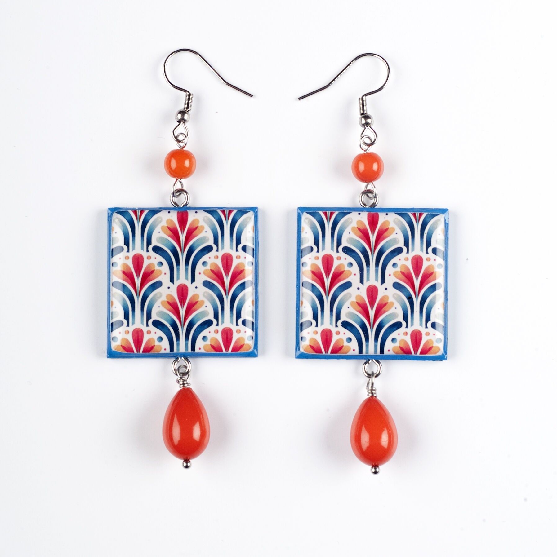 Orecchini Artigianali in legno e resina - fiori quadrati