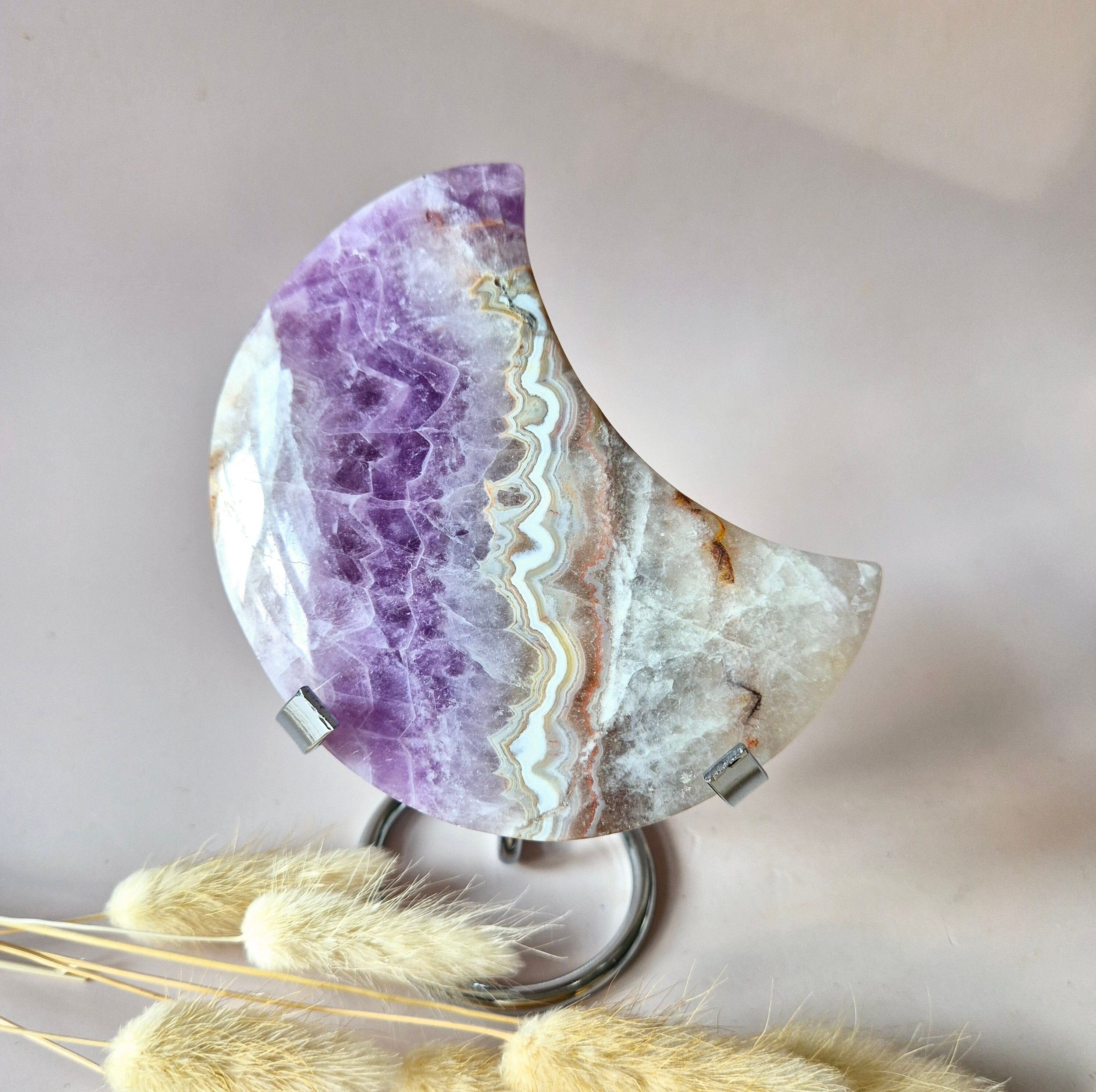 Lune XL en agate améthyste (325 g) – Support inclus