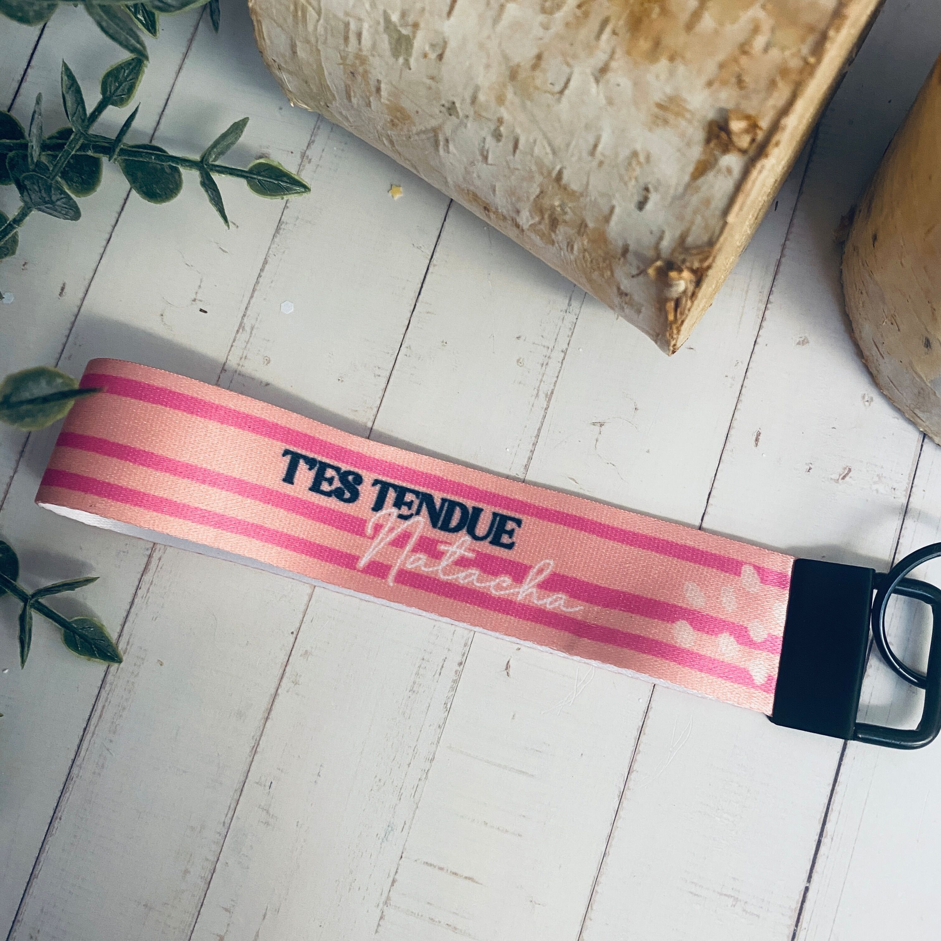 Schlüsselanhänger mit Humor und Zärtlichkeit – Natacha-Motiv