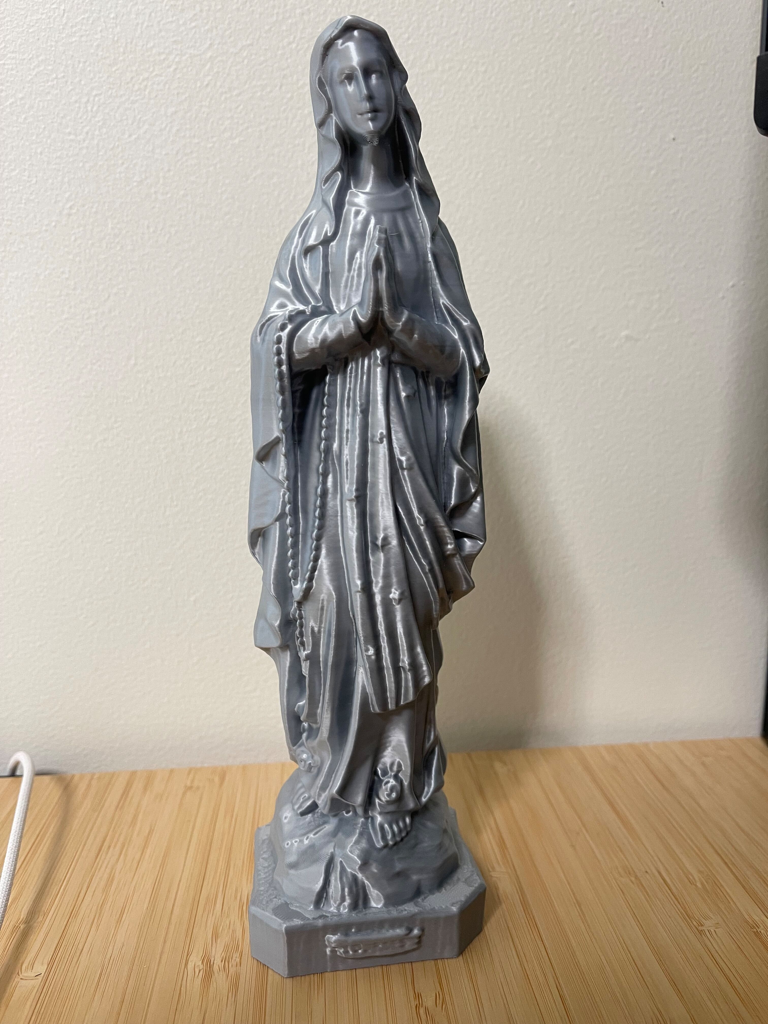 Figura de la Virgen María de 24 cm