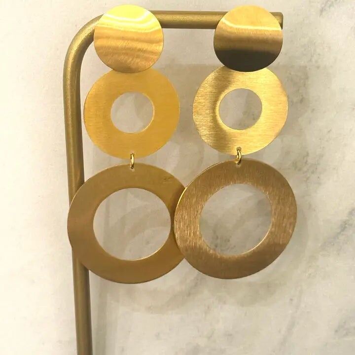 Orecchini pendenti in oro spazzolato Lull