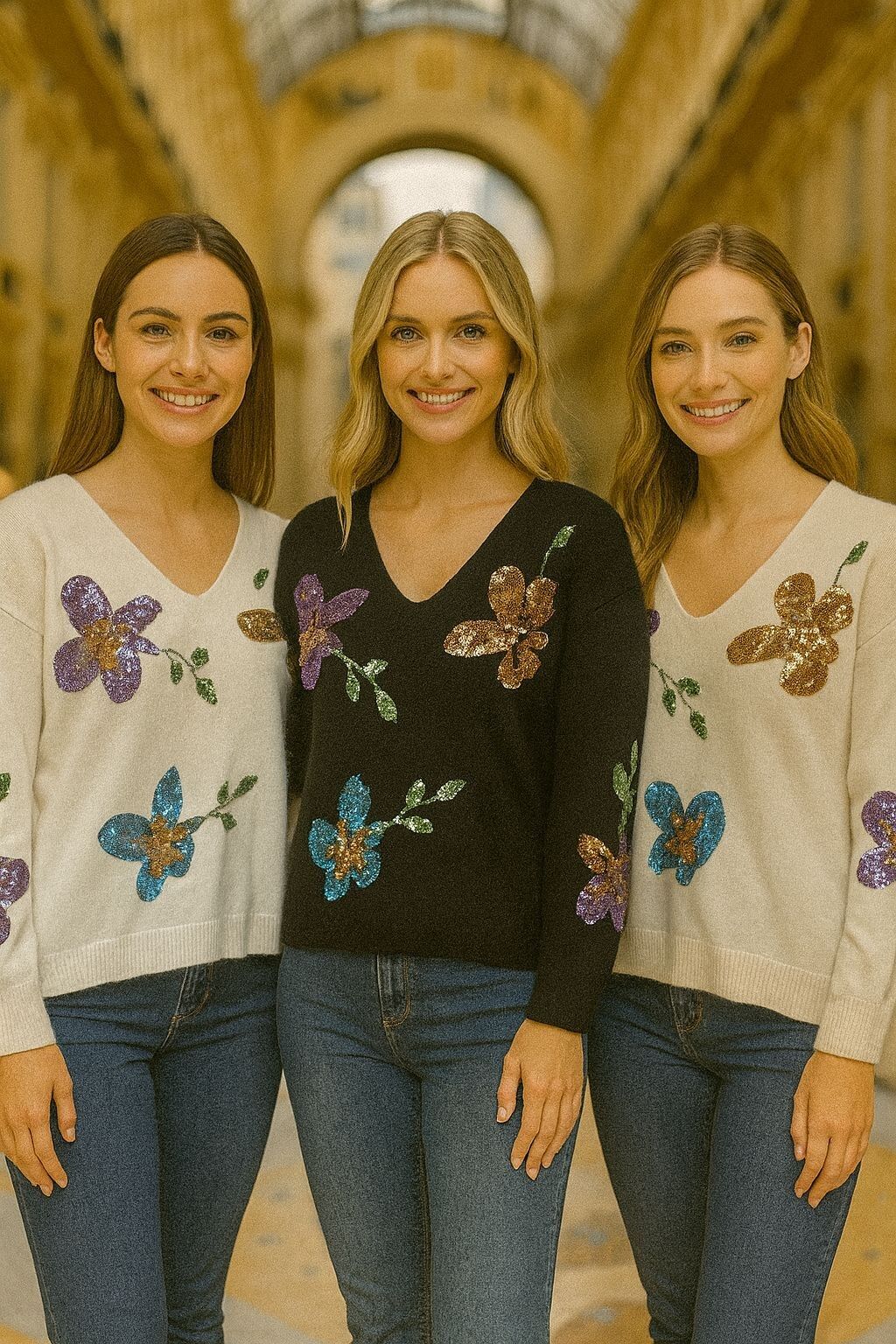 Amelia, scollo a V floreale con paillettes in misto lana