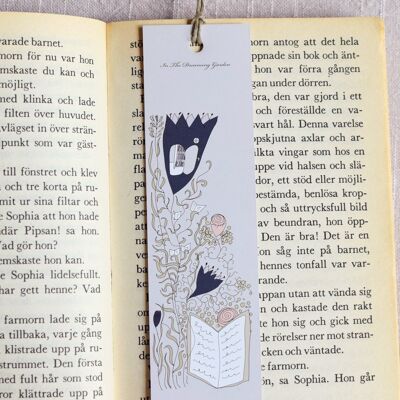 Book Flowers bookmark, hemp lace