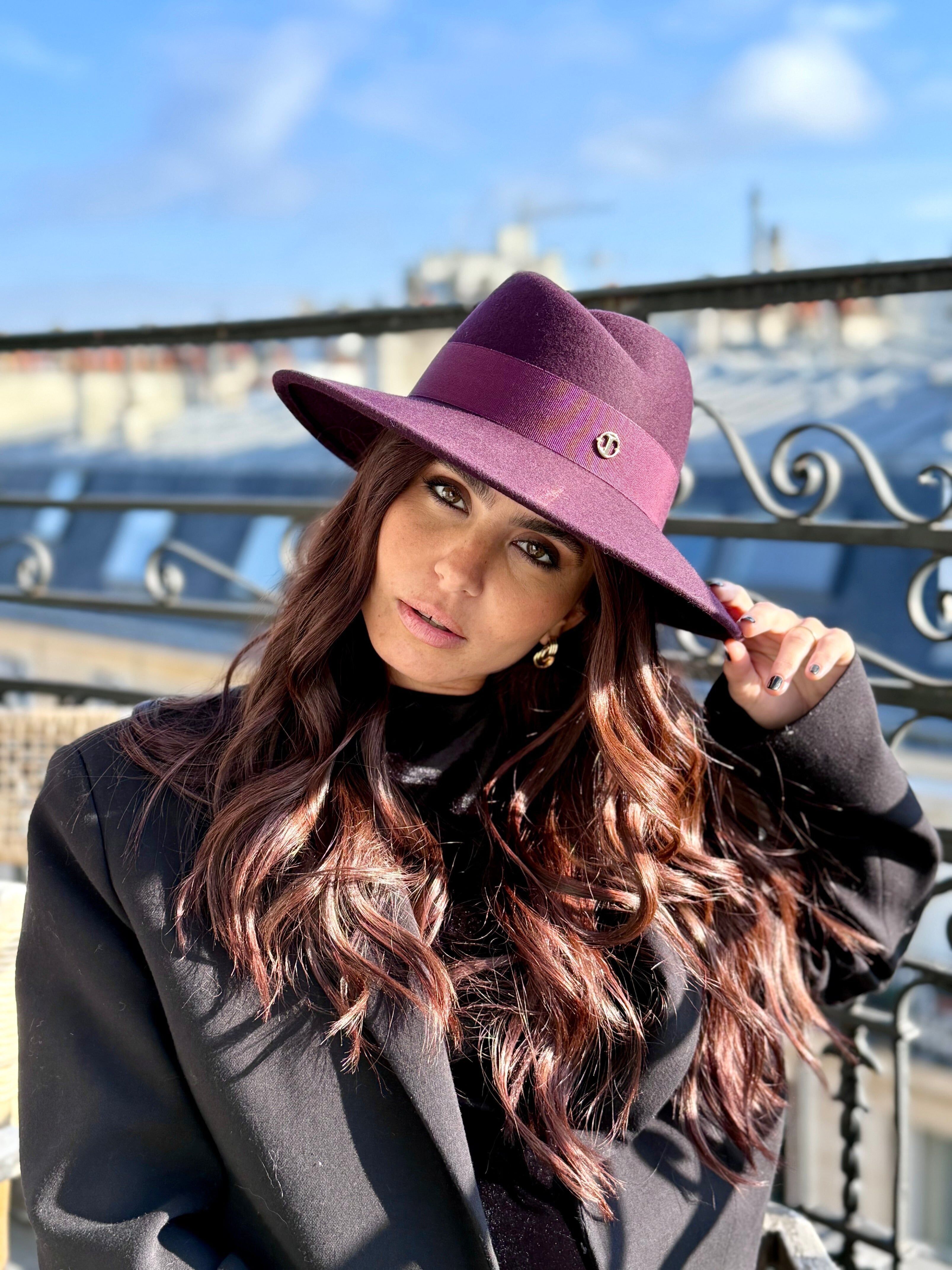 Chloé ASYMMETRIC Wool Brim 8cm