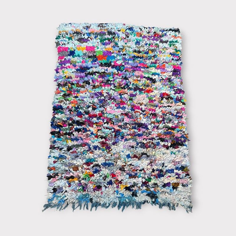 Safa – Tapis Boucherouite marocain vintage 130×185 cm – Tissé à la main avec des textiles colorés