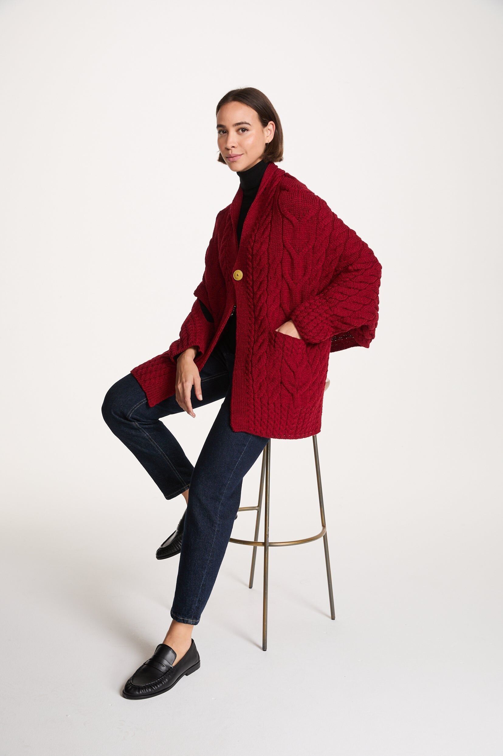 Knocknarea Damen-Wickelcardigan aus Merinowolle – Rot