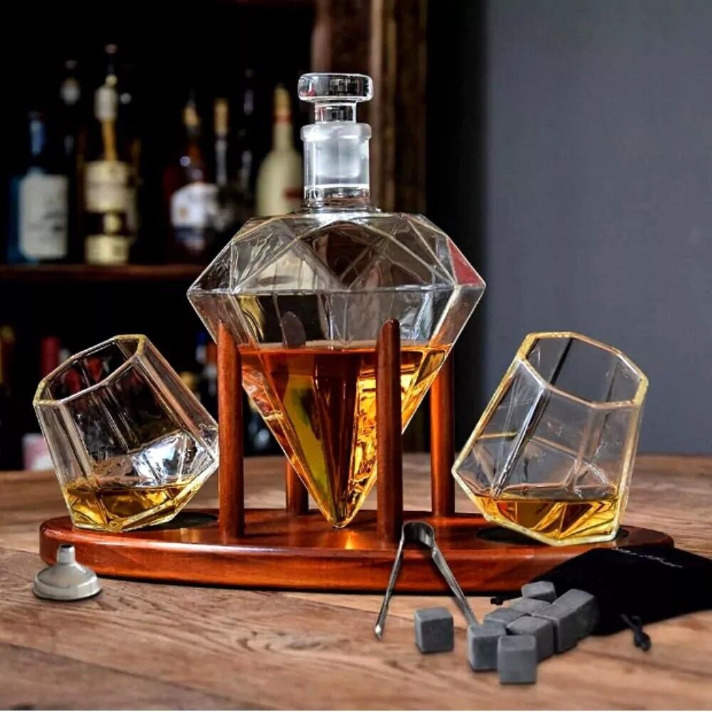 Diamond Glass Decanter Gift Set with Two Deluxe Glasses