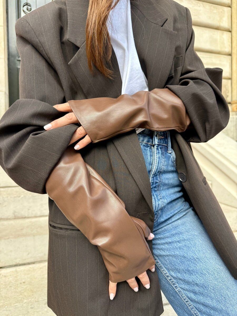 Long vegan leather-effect fingerless gloves