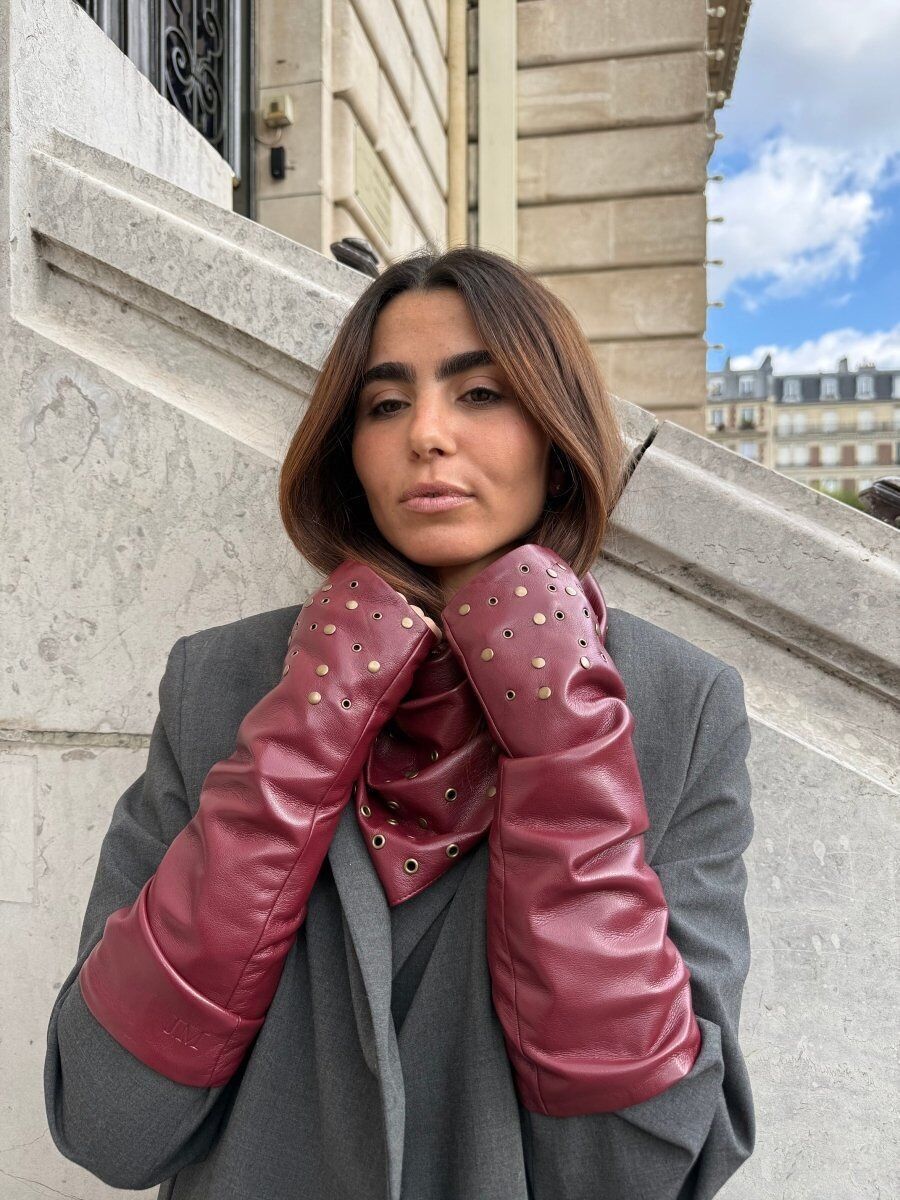 Vegan long fingerless gloves with a leather-like finish