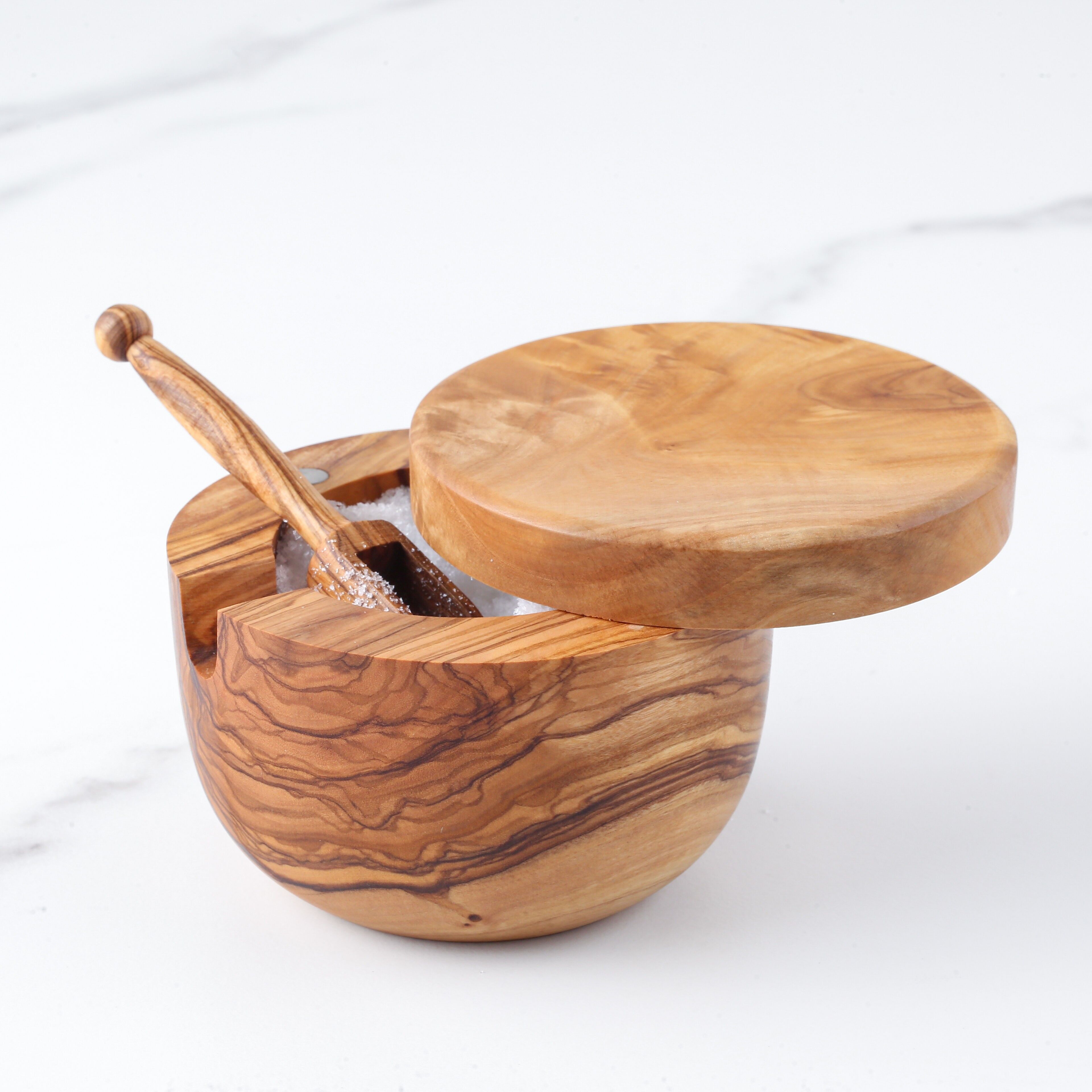 Topf mit Holzkohle und magnetischem Deckel – fertig