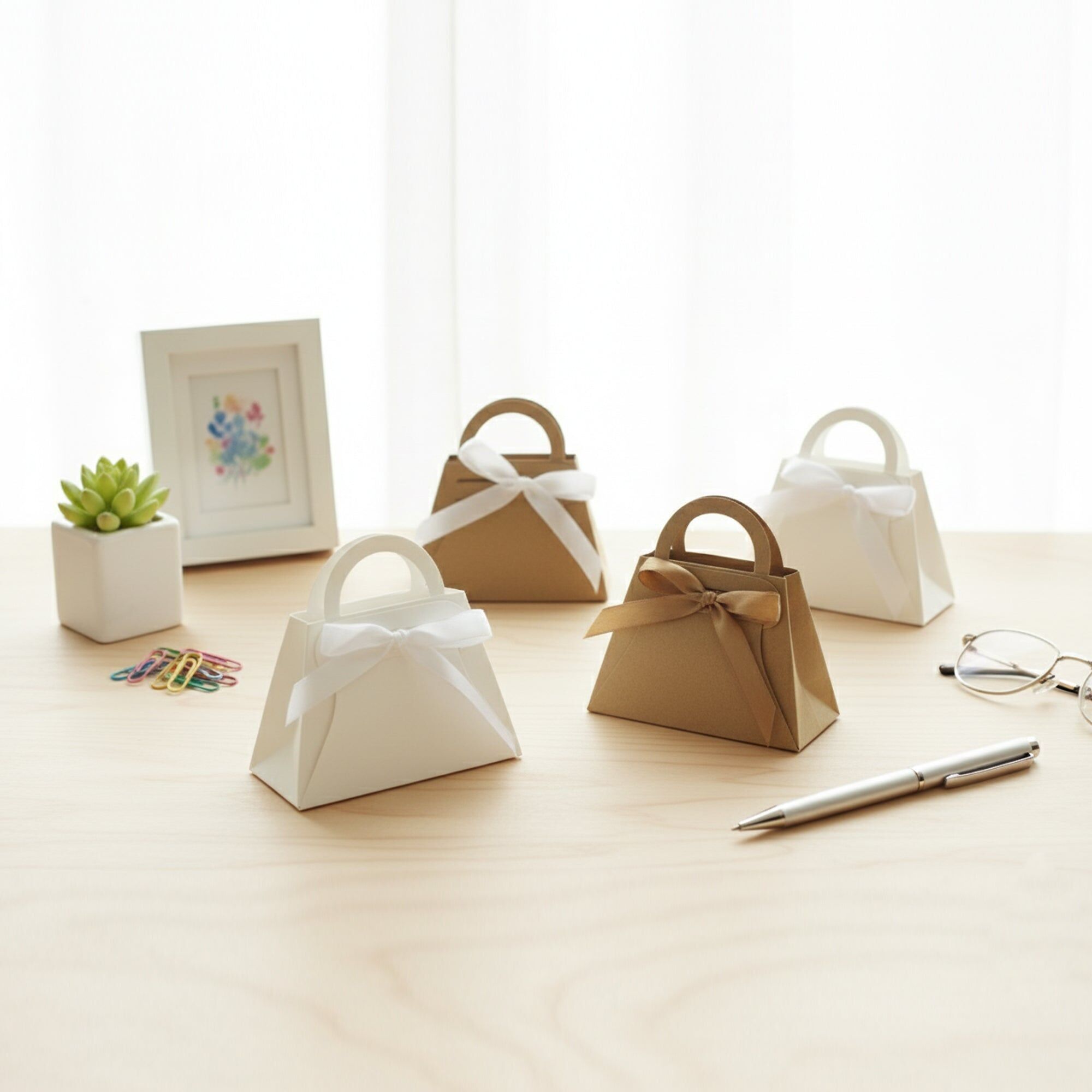 Coffret cadeau style sac à main avec poignées - Lot de 12 (Tailles et couleurs disponibles)