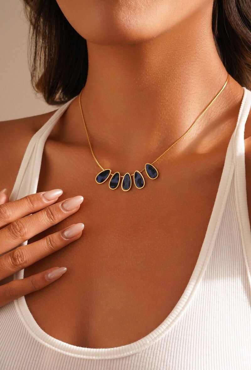 Collana in acciaio inossidabile Yousra