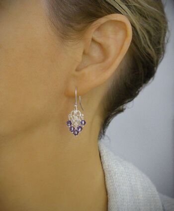 Boucles d'oreilles coeur en argent en filigrane avec cristaux de tanzanite 2