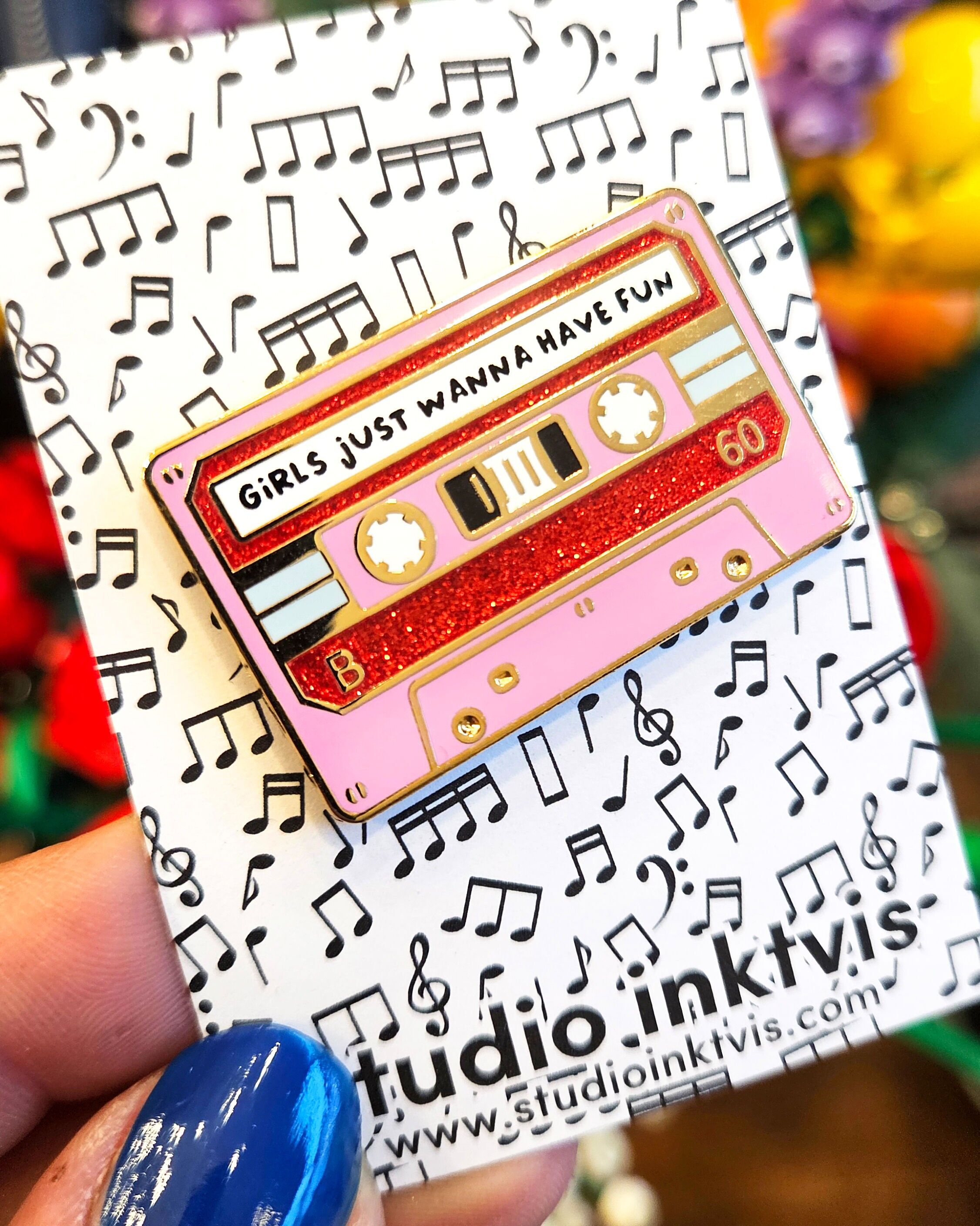 Kassette, Emaille-Anstecknadel, Mädchen wollen einfach nur Spaß haben