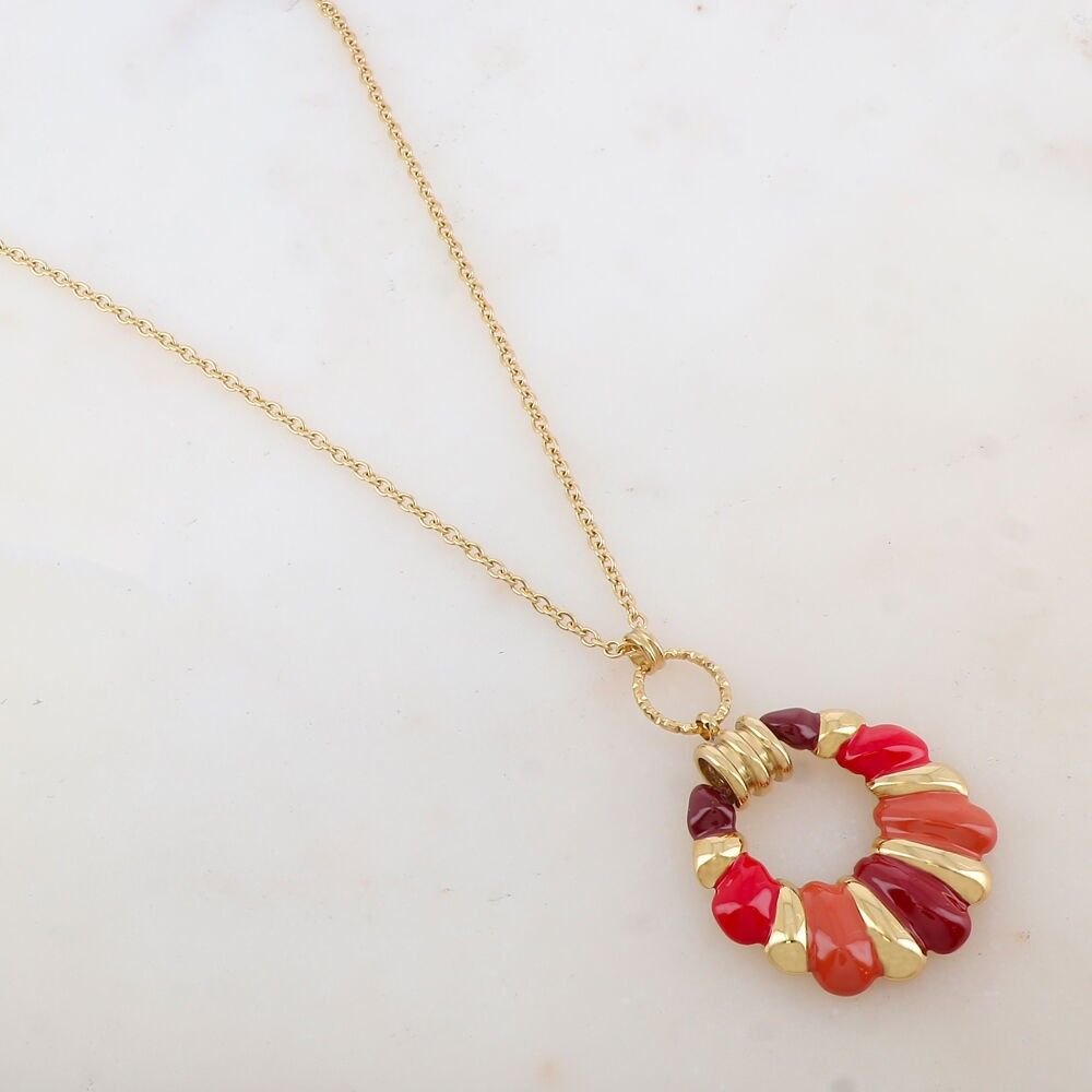 Necklace with enamel pendant