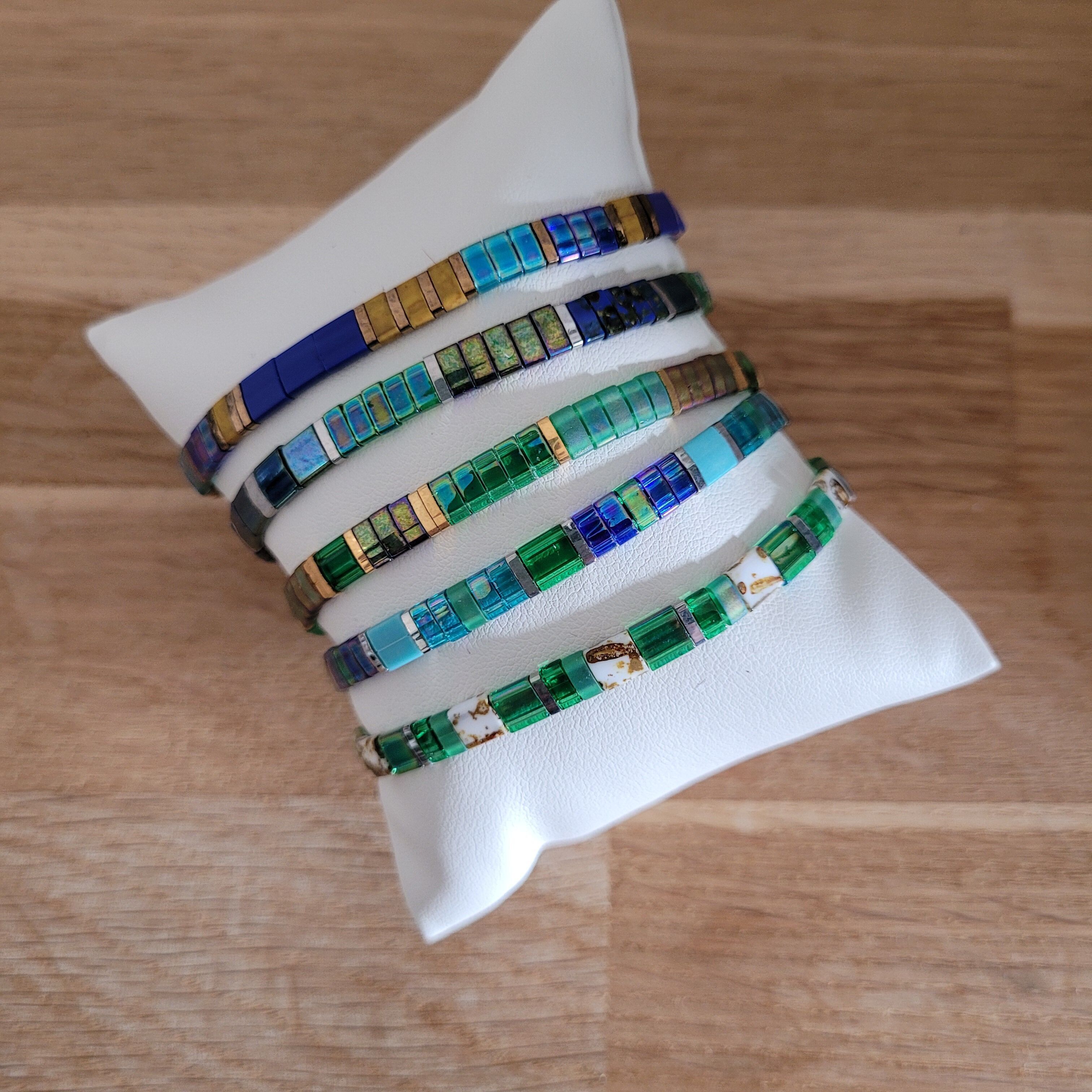 TILA – Blaugrün-Bronze – 5 Armbänder – Weihnachten