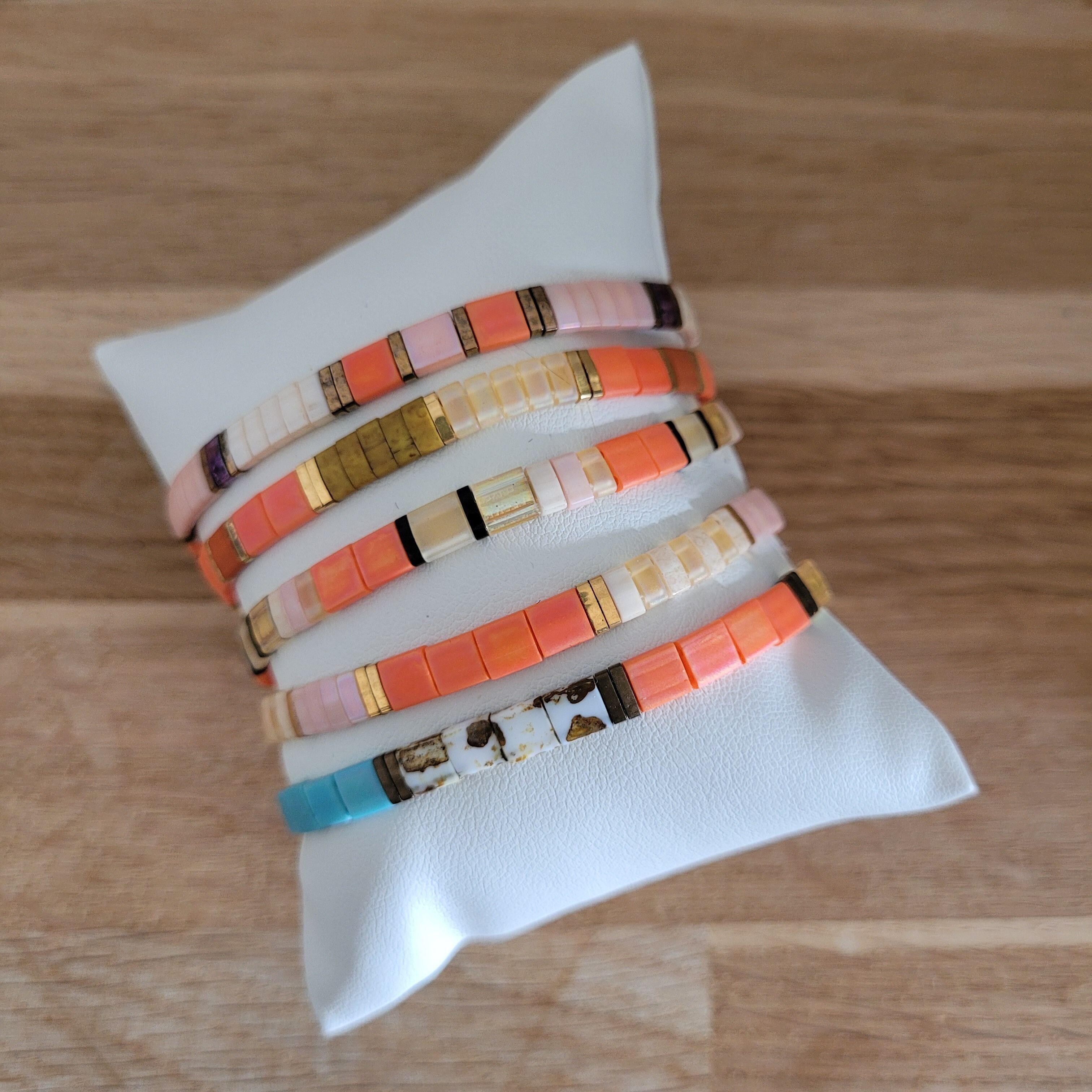 TILA - Mezcla de naranja y bronce - 5 pulseras - Navidad