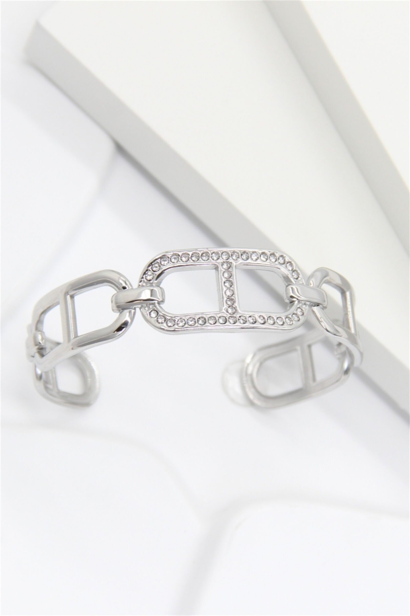 Silbernes Armband mit Strassgliedern – Zeitgenössische Eleganz aus Edelstahl