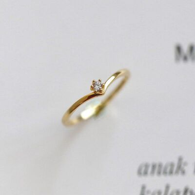 V Shape Diamond Ring Gold