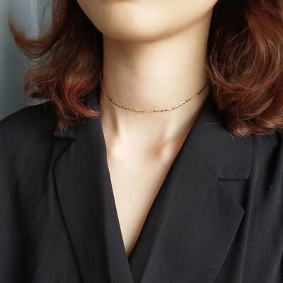 Thin Chain Choker Necklace Gold