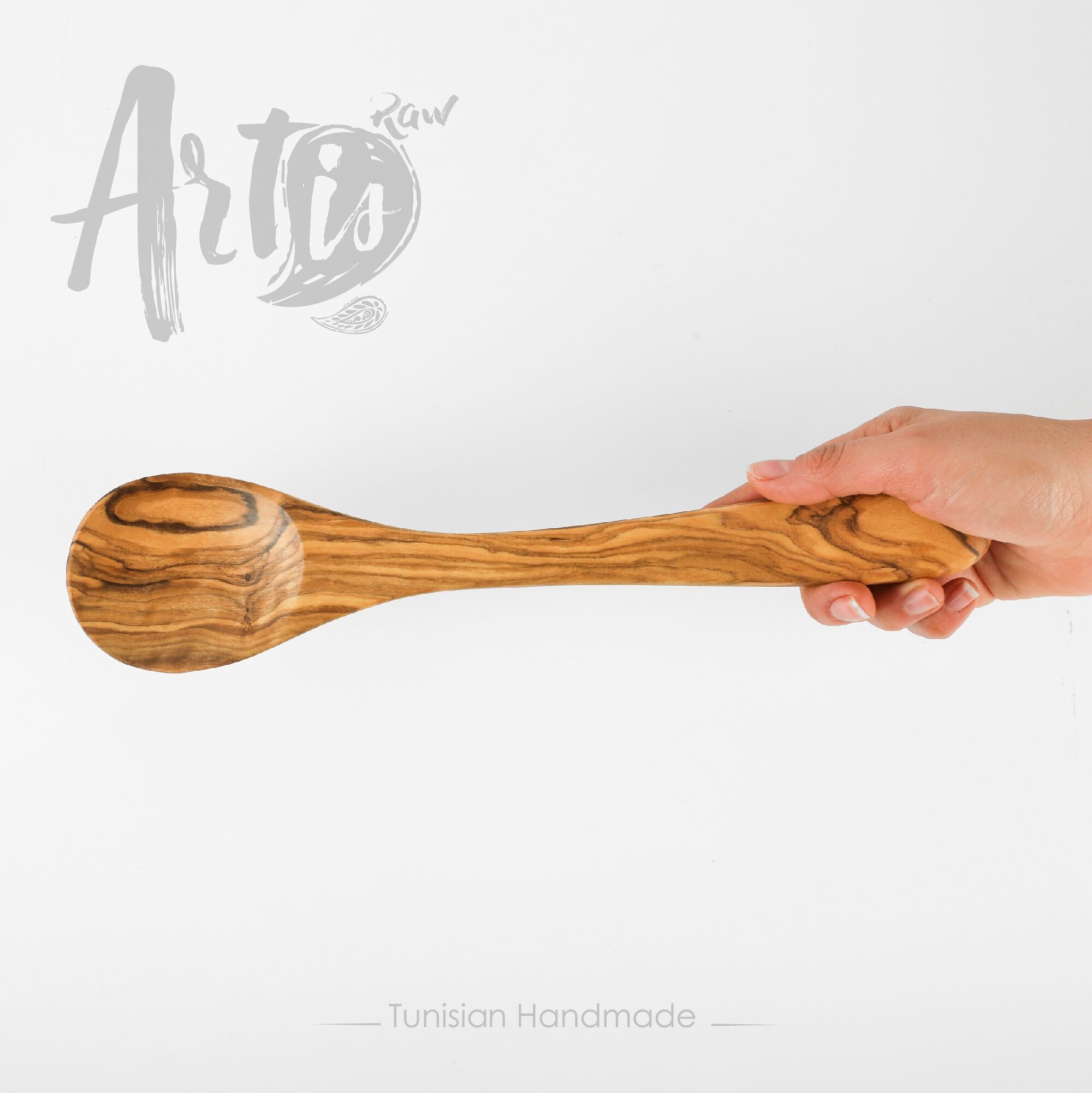 Service mit handwerklichem Salat und Waldolivier | Ensemble cuillère et fourchette en bois