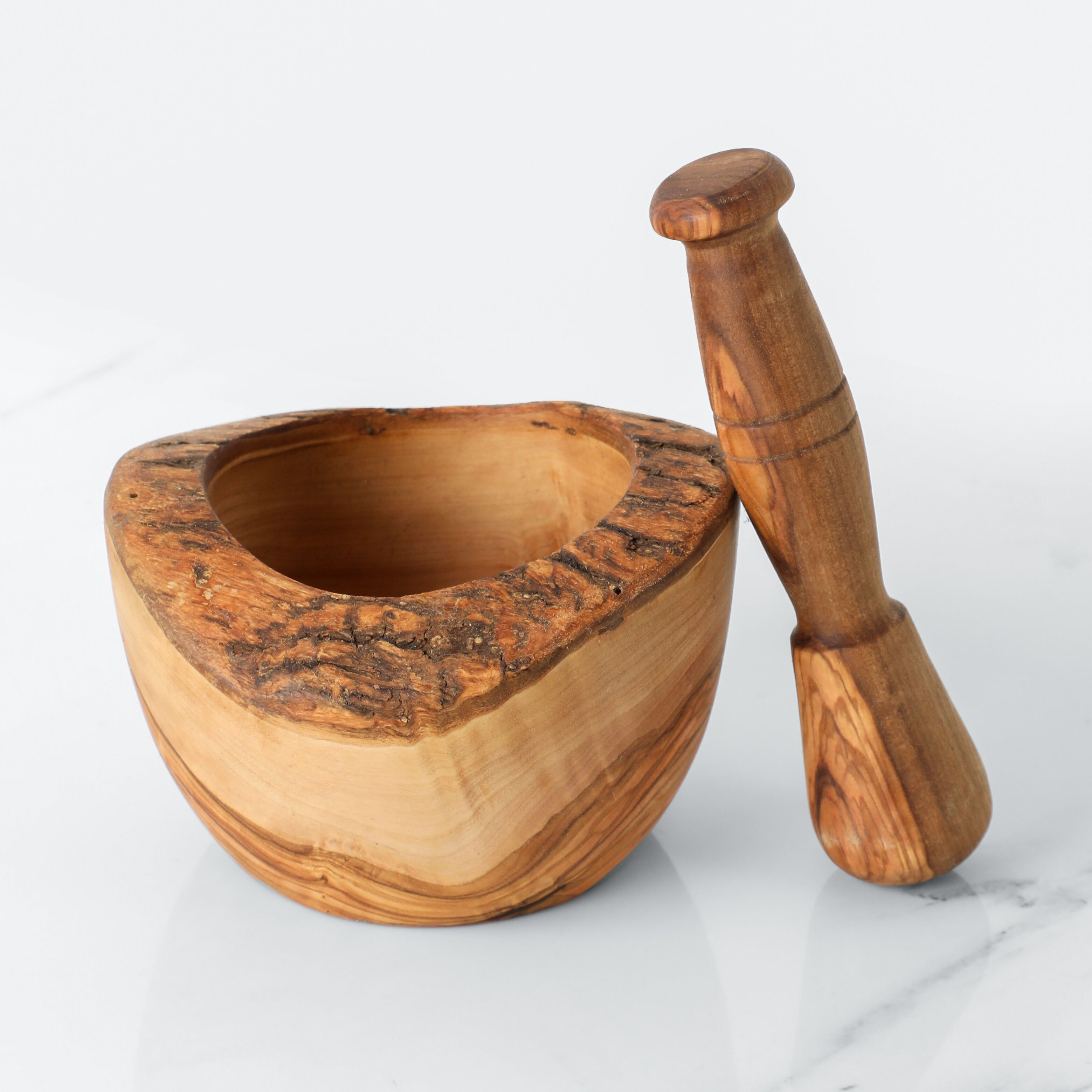 Mortier et pilon en bois d'olivier à bord natural | Broyeur à épices rustiques