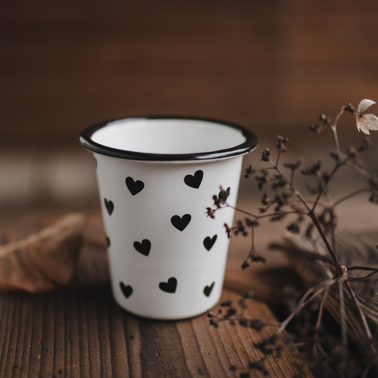Enamel mugs hearts off-white (PU = 6 pcs)