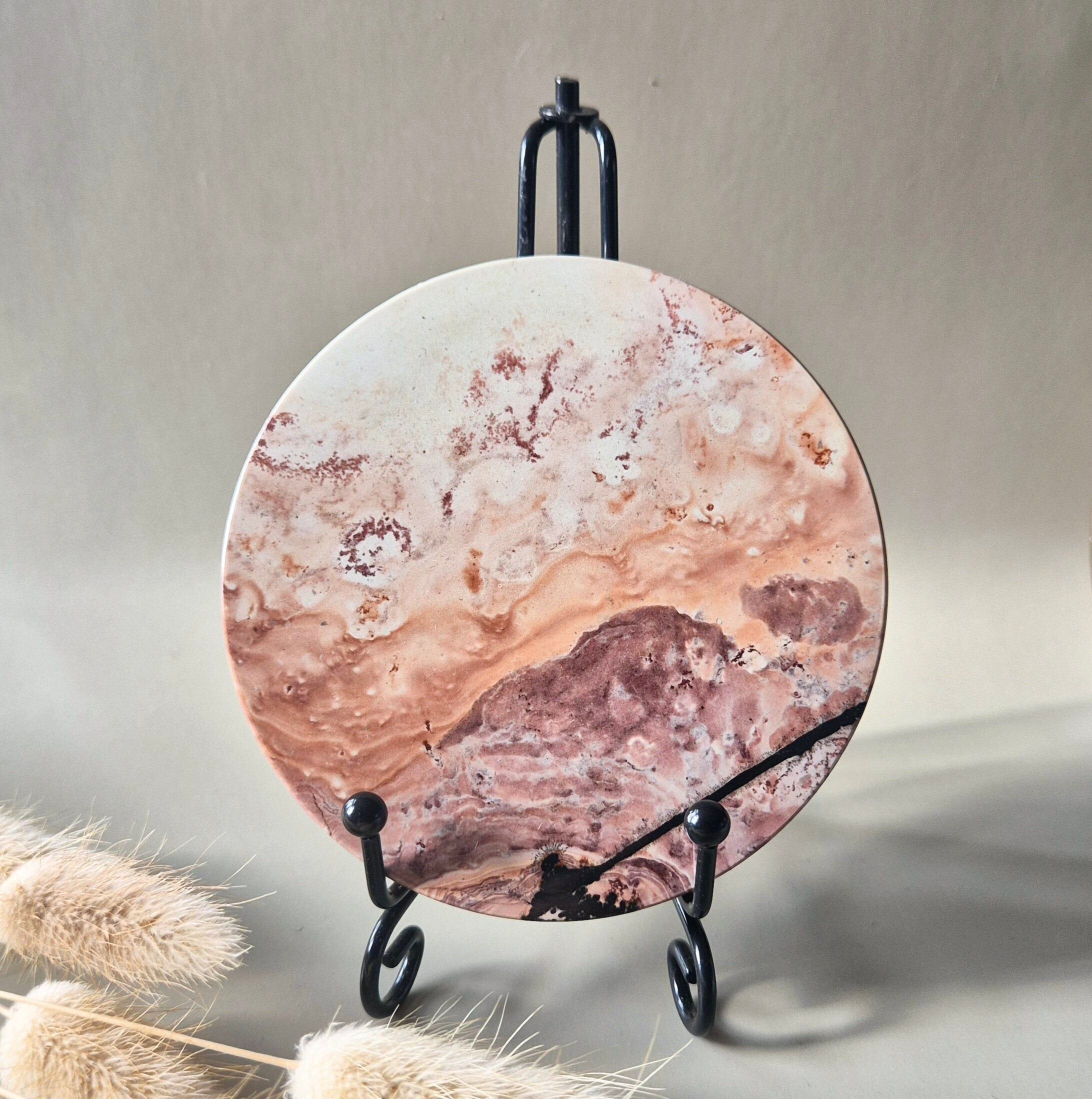 Jaspisscheibe auf Metallständer (10 cm) Nr. 3