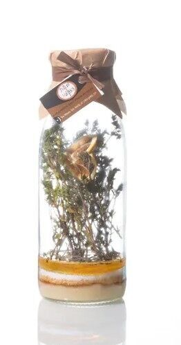 Zubereitung für aromatisierten Rum: Honig, Thymian, Zitrone