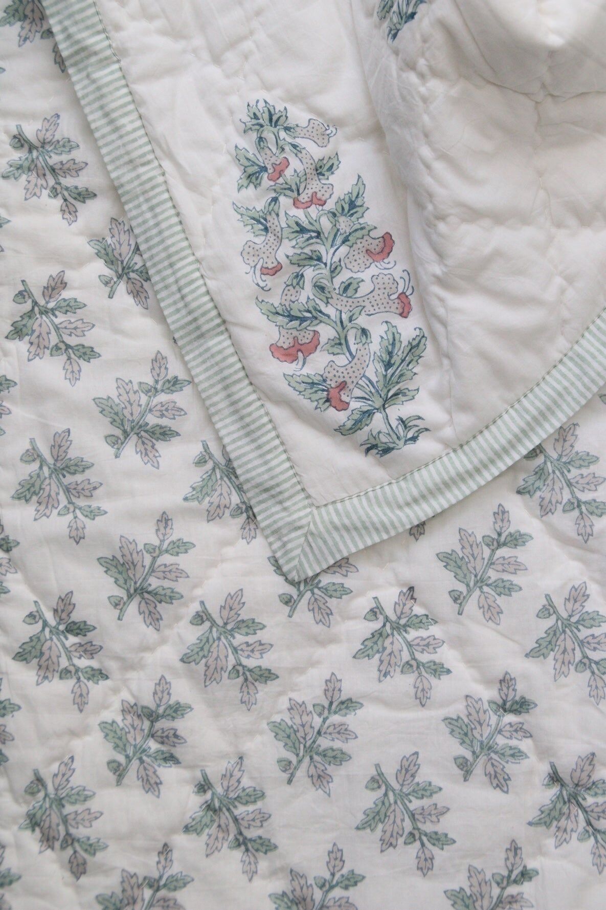 Handbedruckte Steppdecke | Schneeflocke