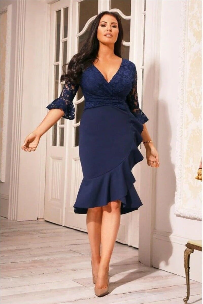 Abito midi con top in pizzo blu navy Tia