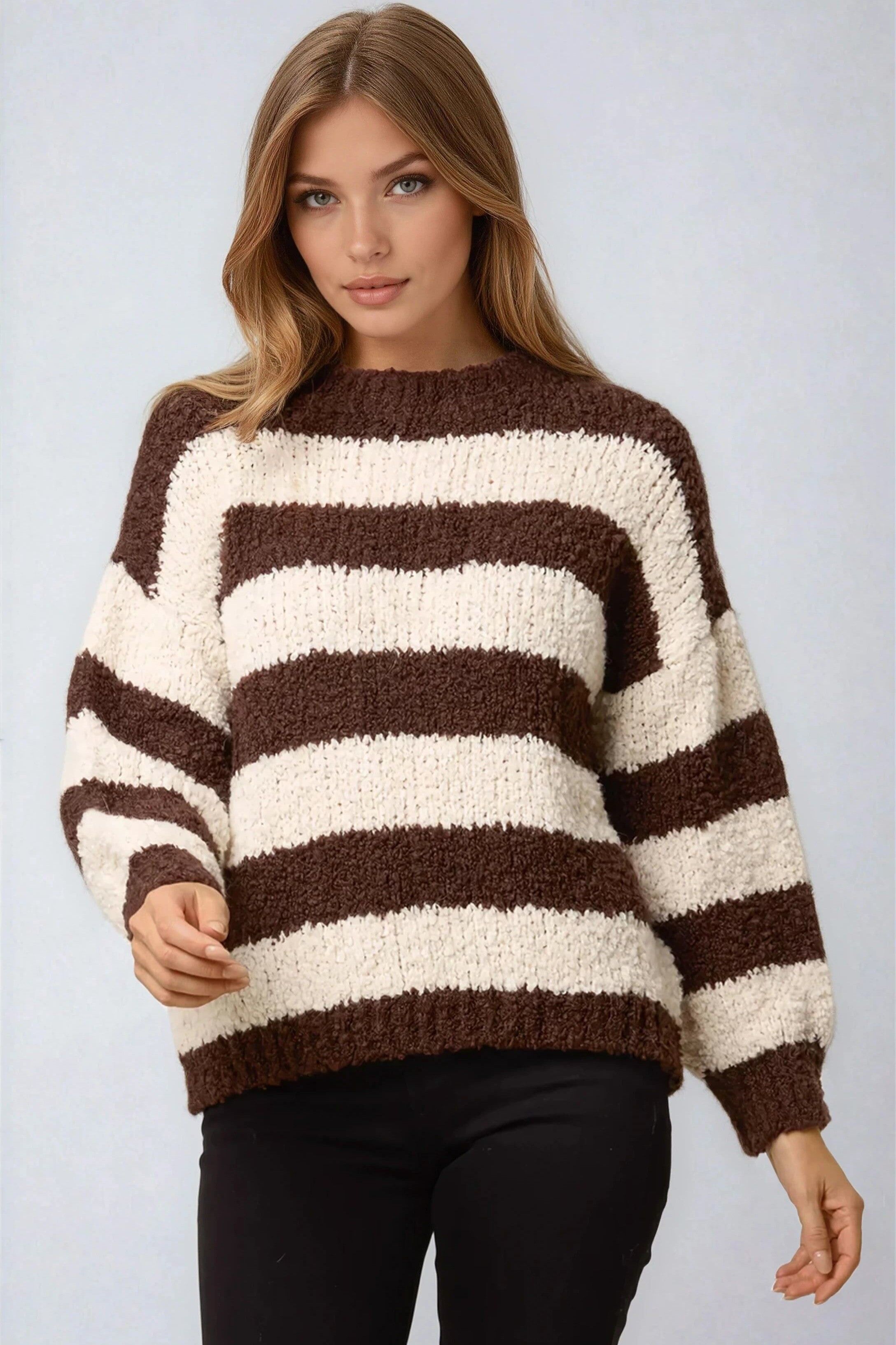 Maglione in misto lana bouclé marrone