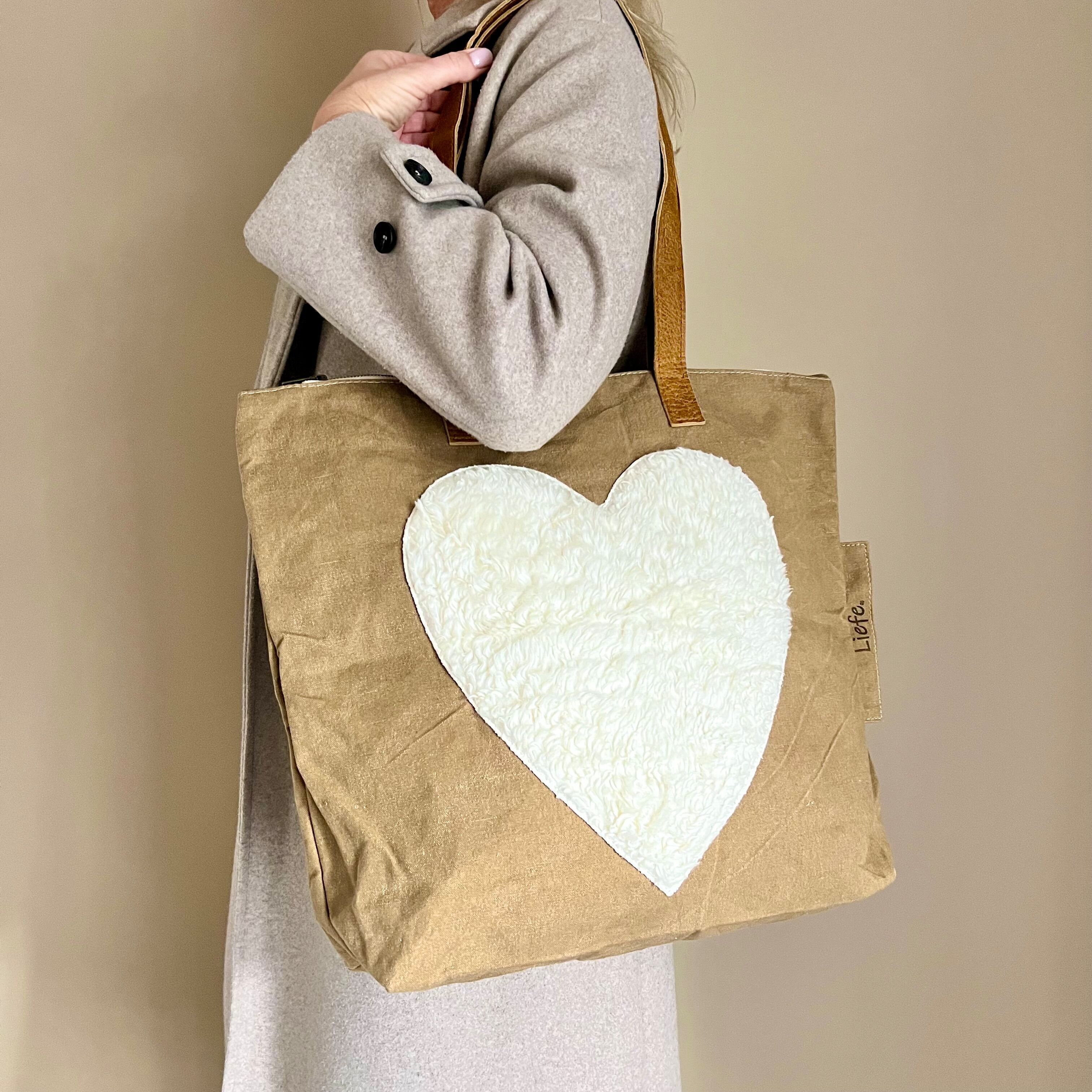 Einkaufstasche mit Teddyherz (Vintage-Canvas, dunkel) NEU