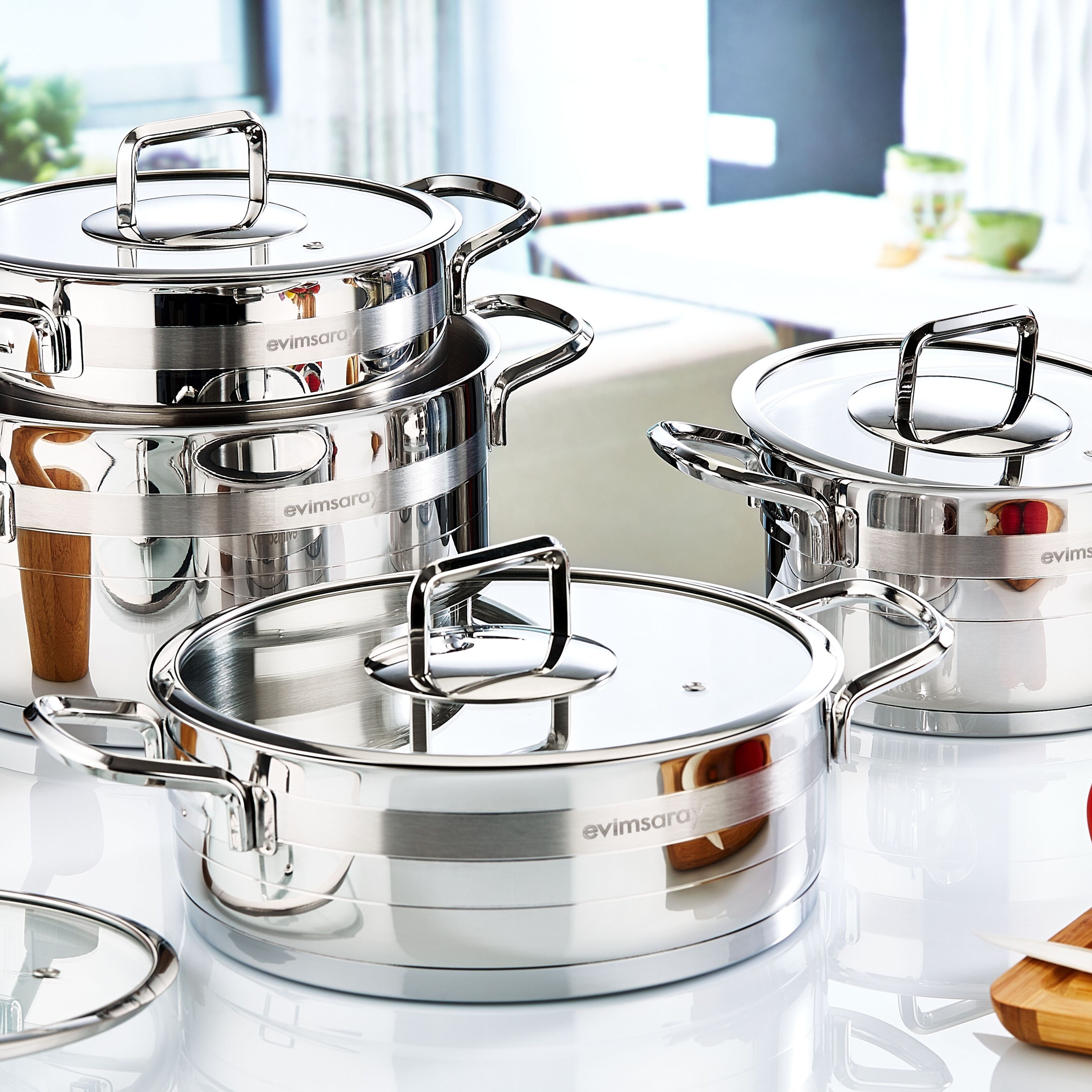 Set di pentole in acciaio inossidabile da 8 pezzi della collezione Safir