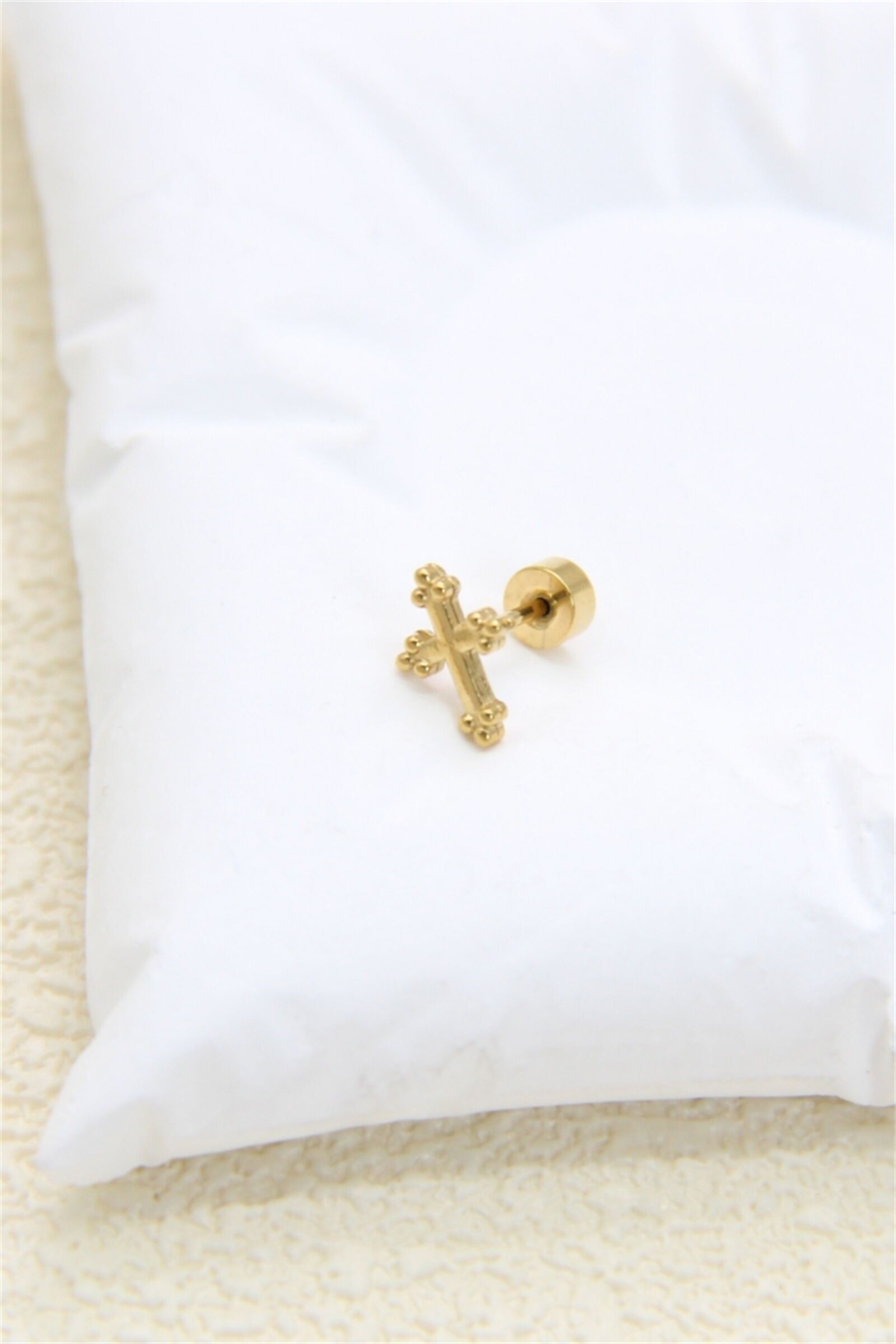 Gold Cross Piercing in Stainless Steel – Ear or Cartilage Jewelry