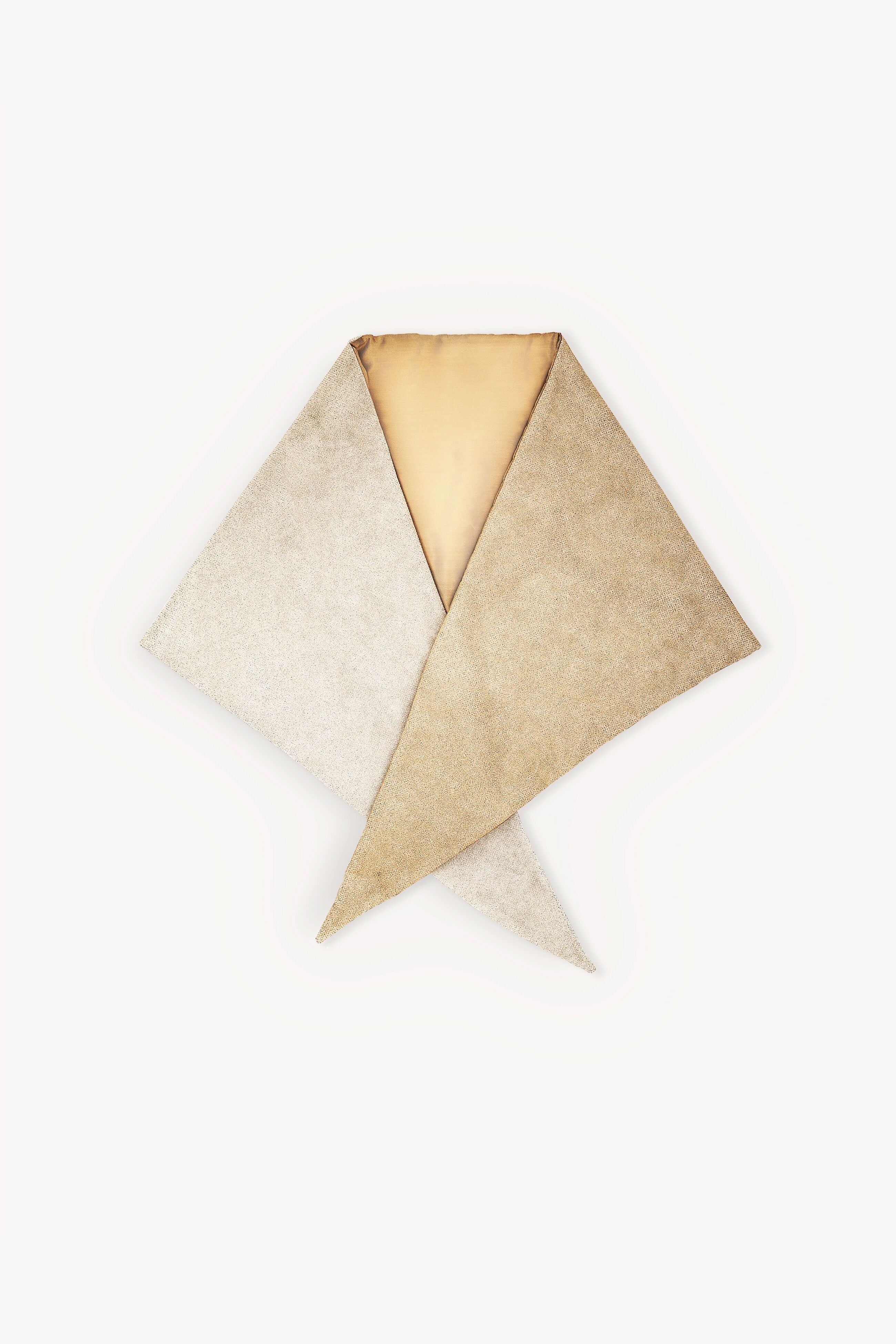 Pañuelo de seda con purpurina