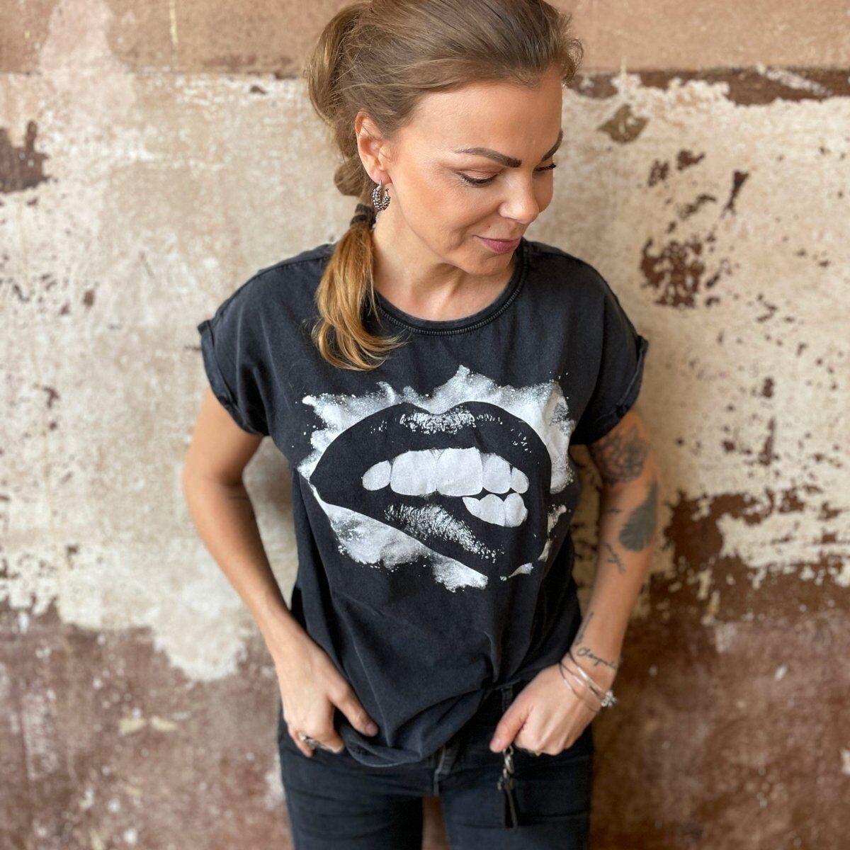 Mordez-moi les lèvres - T-shirt vintage noir