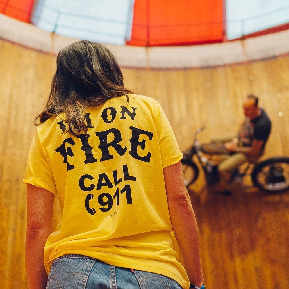 Sono in fiamme - Unisex Giallo