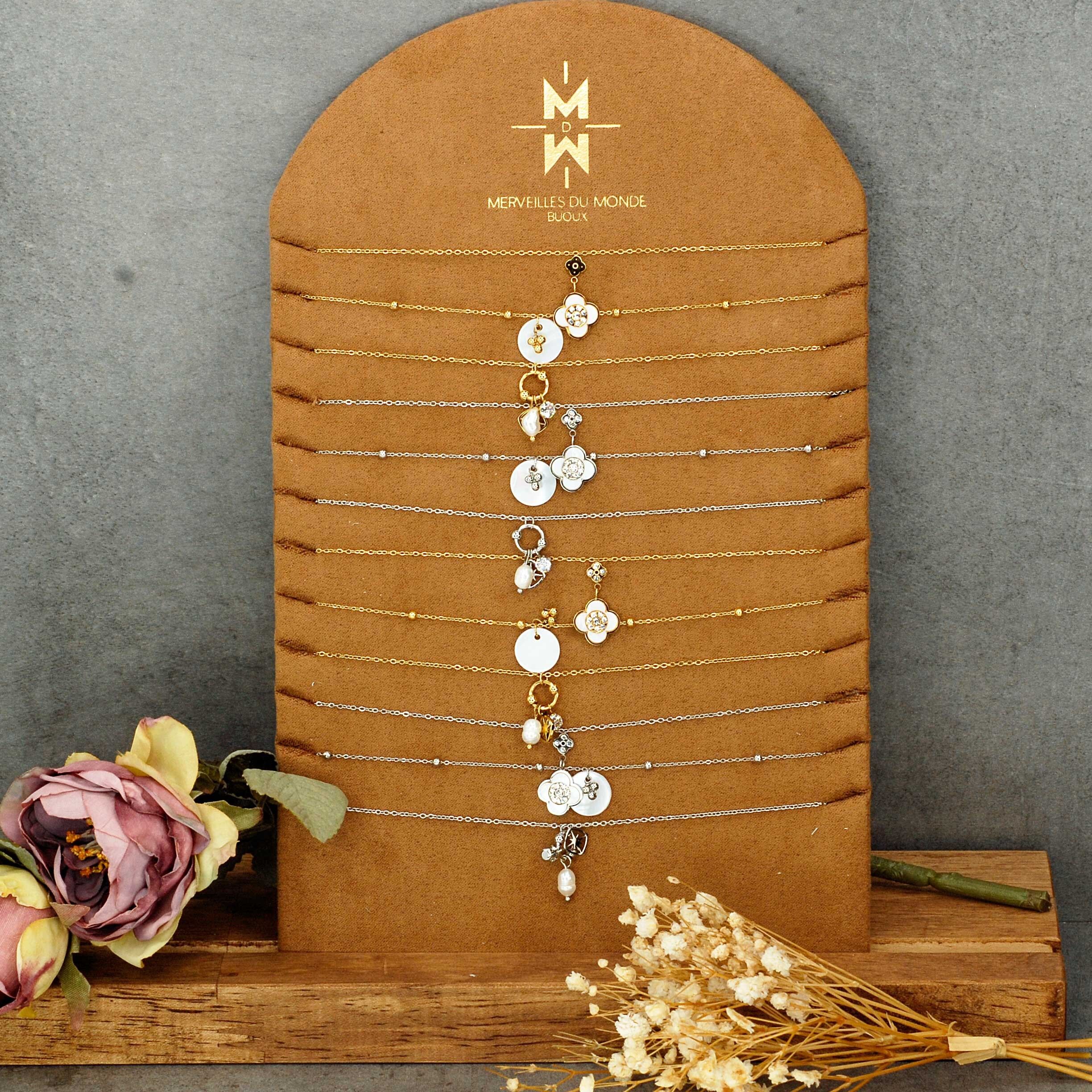 Set di 12 collane in madreperla bianca e acciaio inossidabile