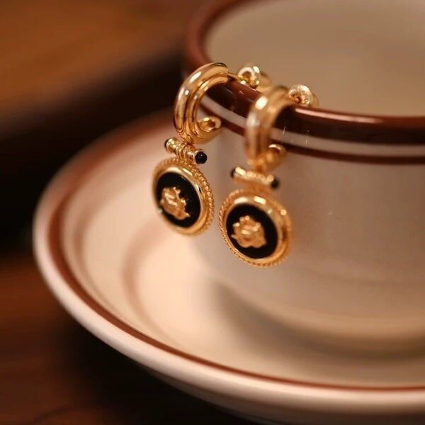 Orecchini Rose Drop di ispirazione vintage