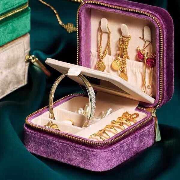 Portagioie da viaggio portatile in velluto di ispirazione vintage