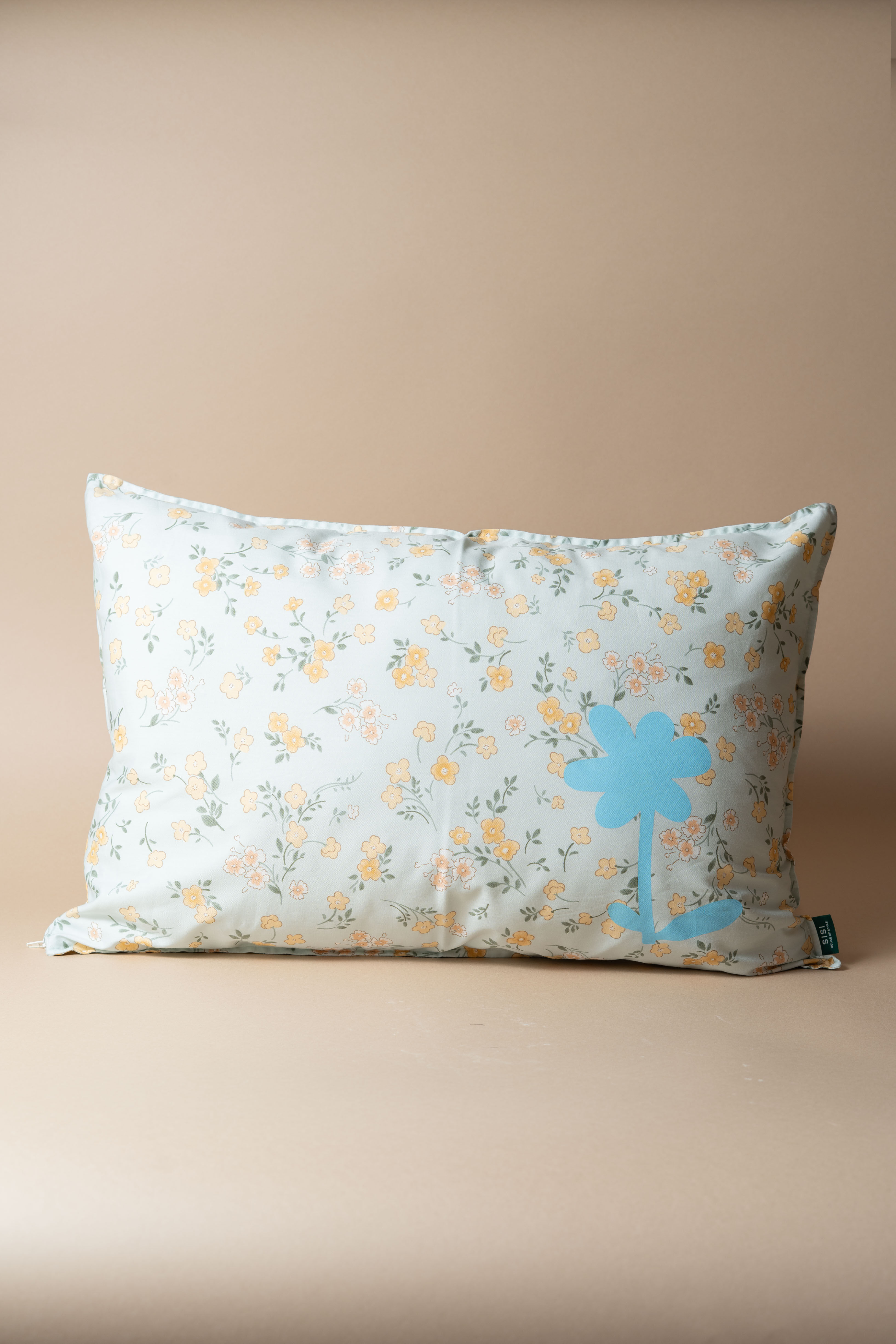 Sisi cushion, Flower